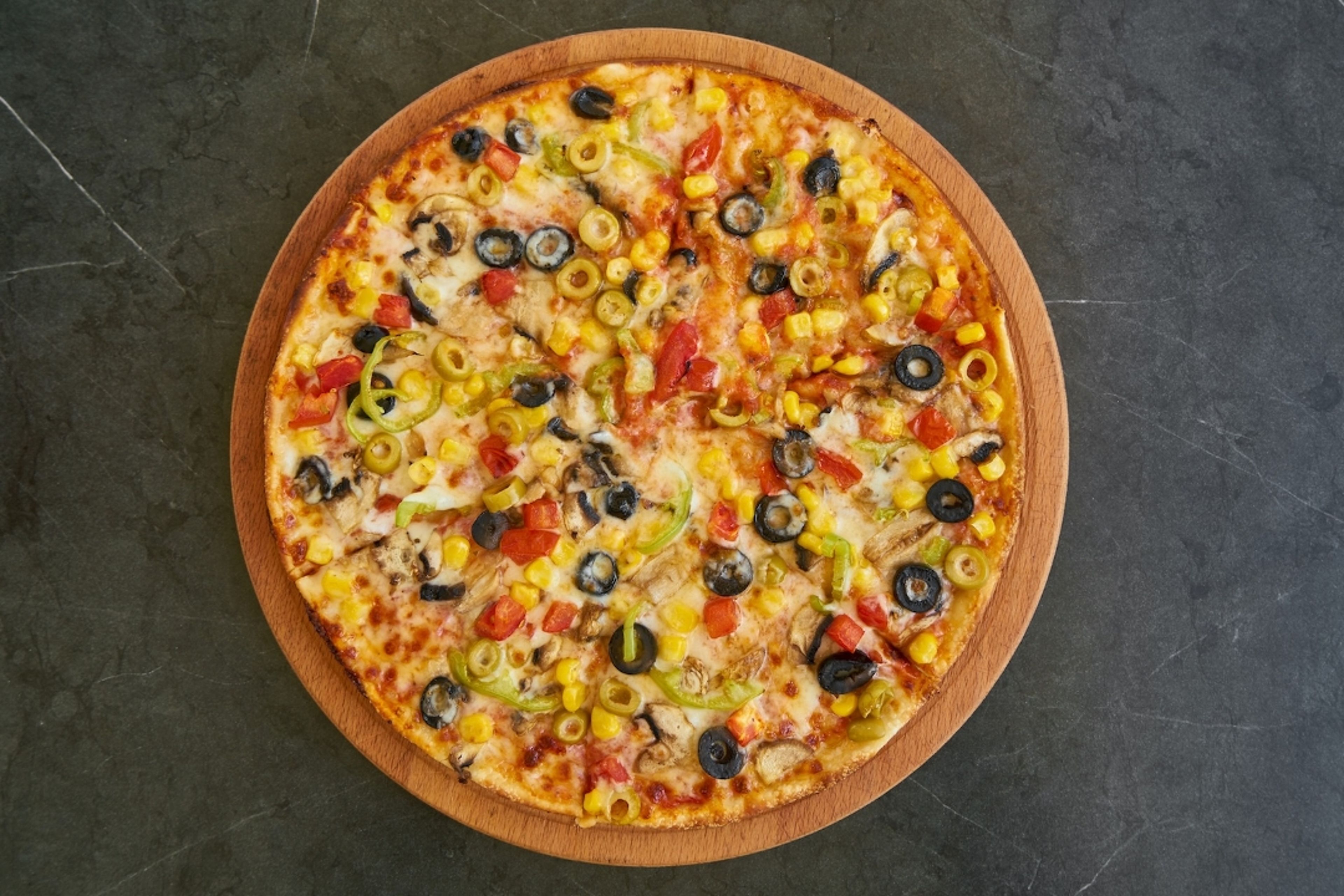 VEGETARIAN PIZZA 16".