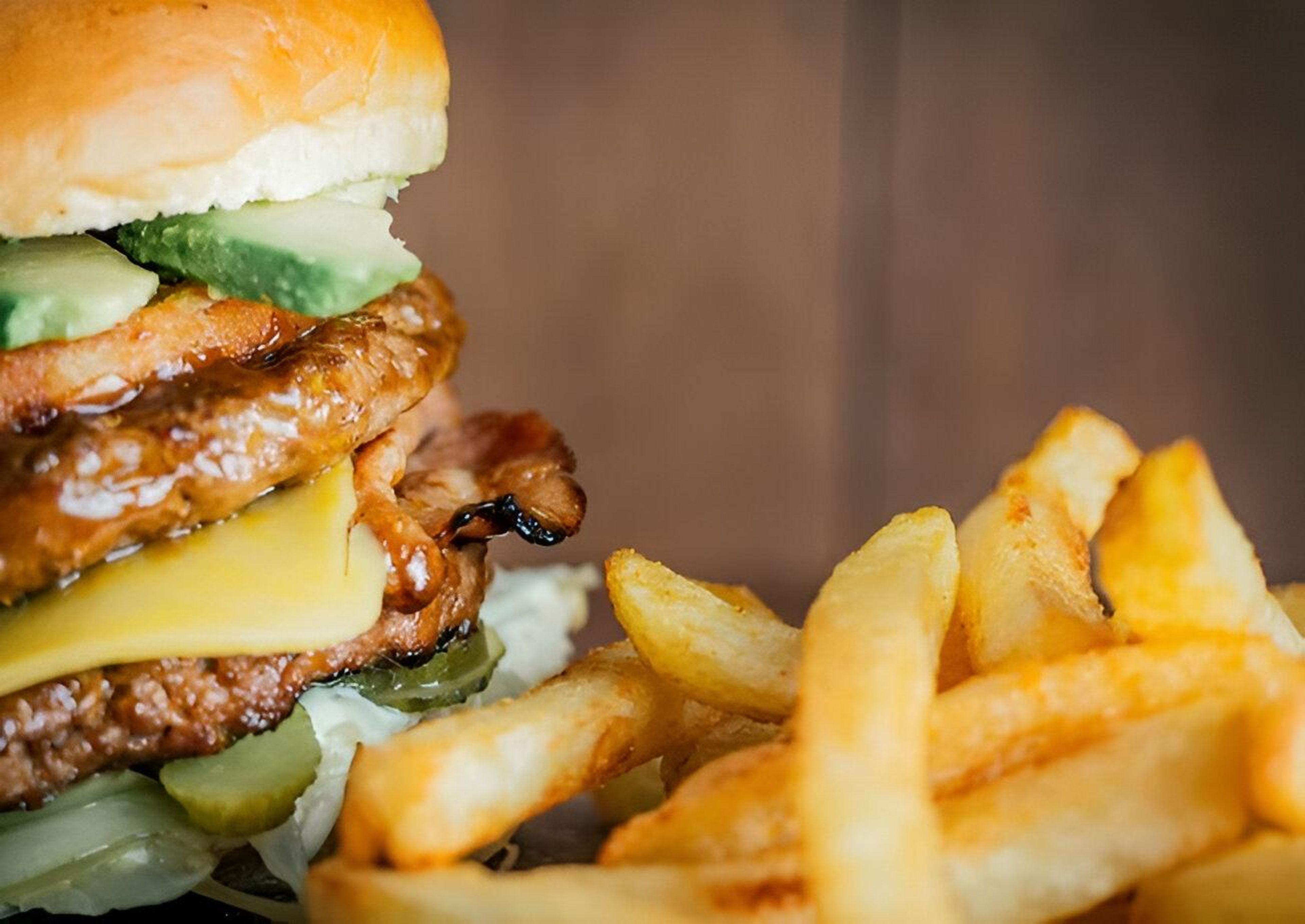 Double Cheese Burger sandwich.