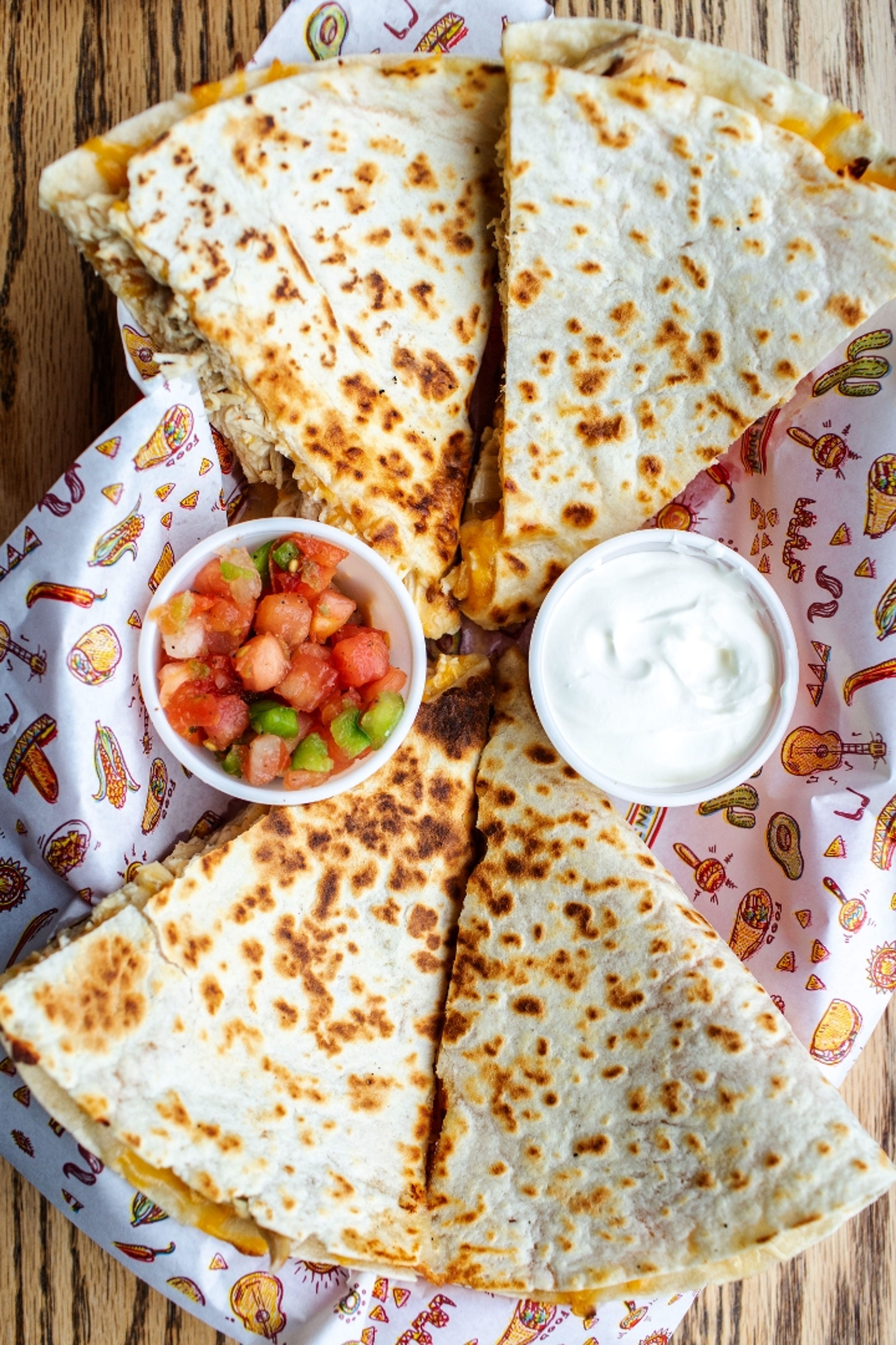 Grande Quesadilla.