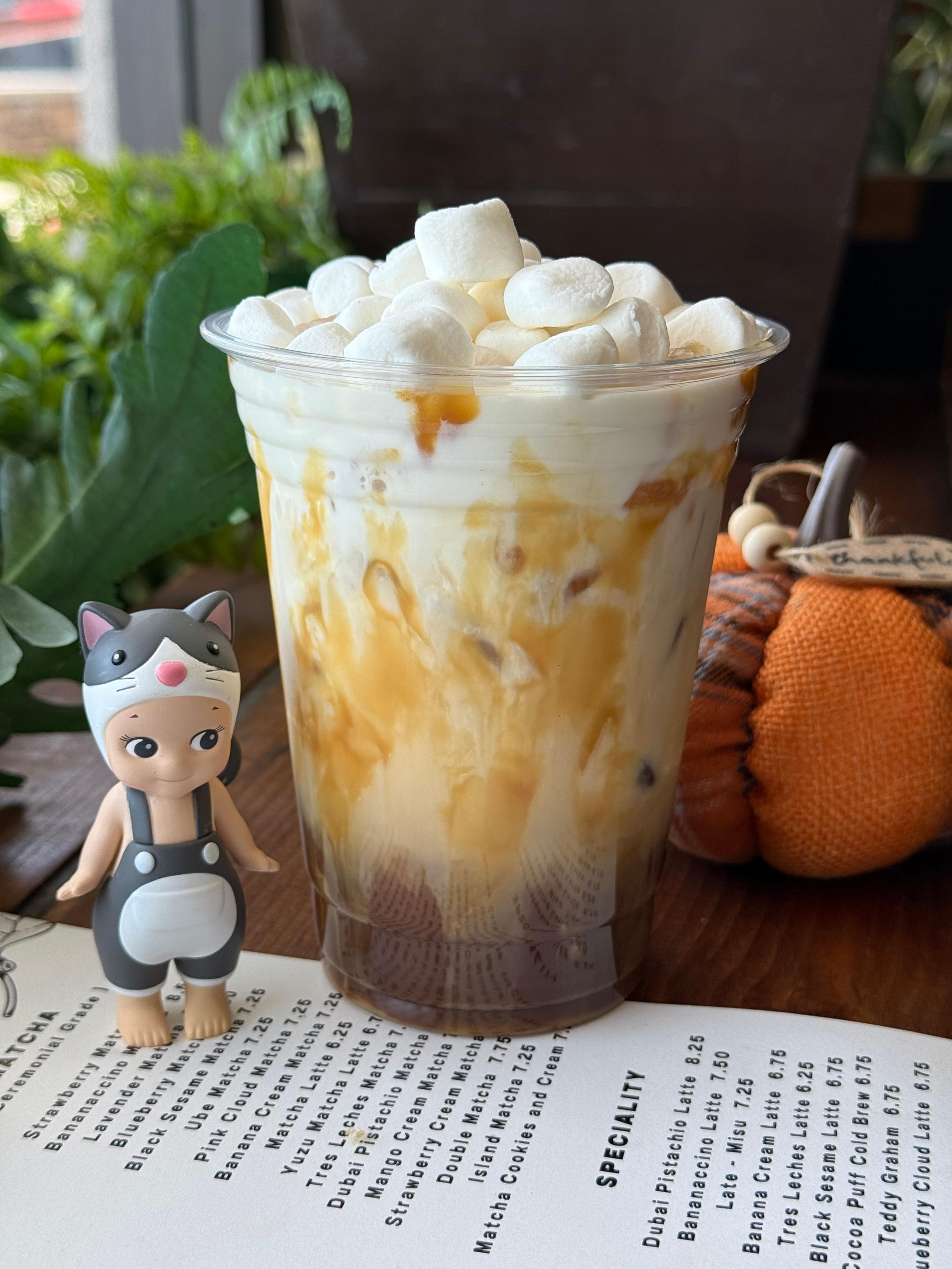 TOASTED CARAMALOW LATTE.