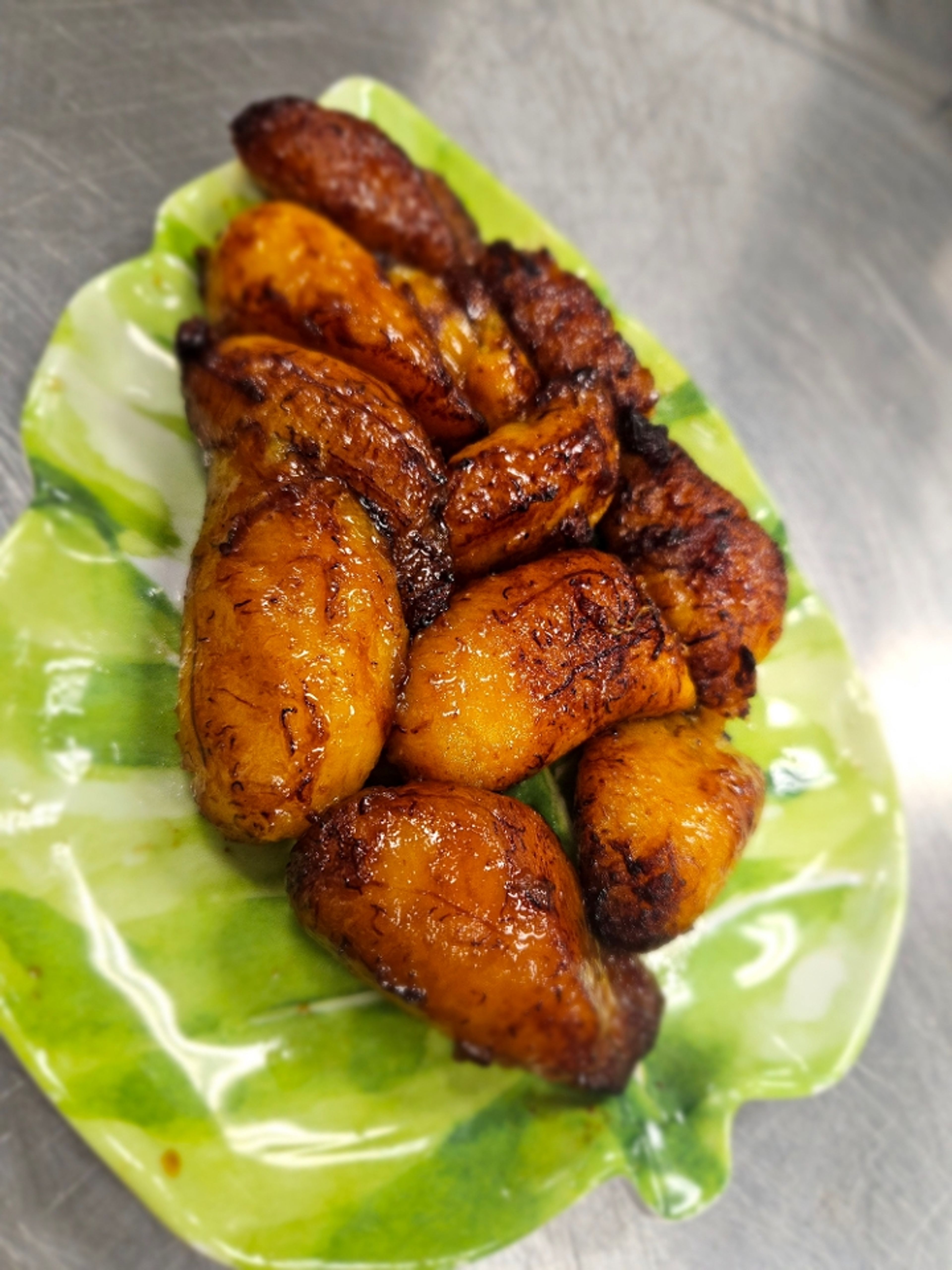 Fried Sweet Plantains/Maduros/Platanos Fritos.