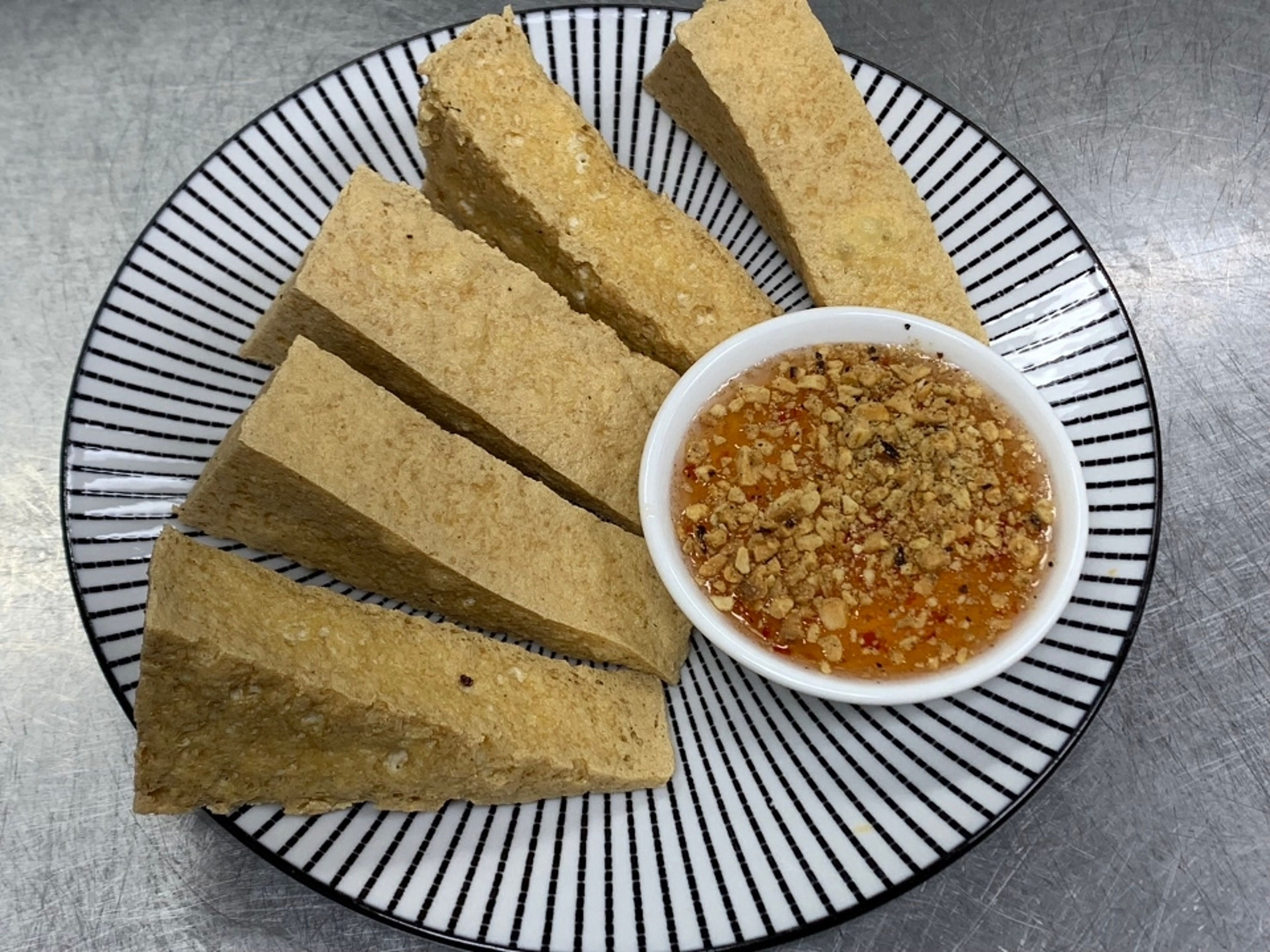 Crispy Fried Tofu (5.pcs).