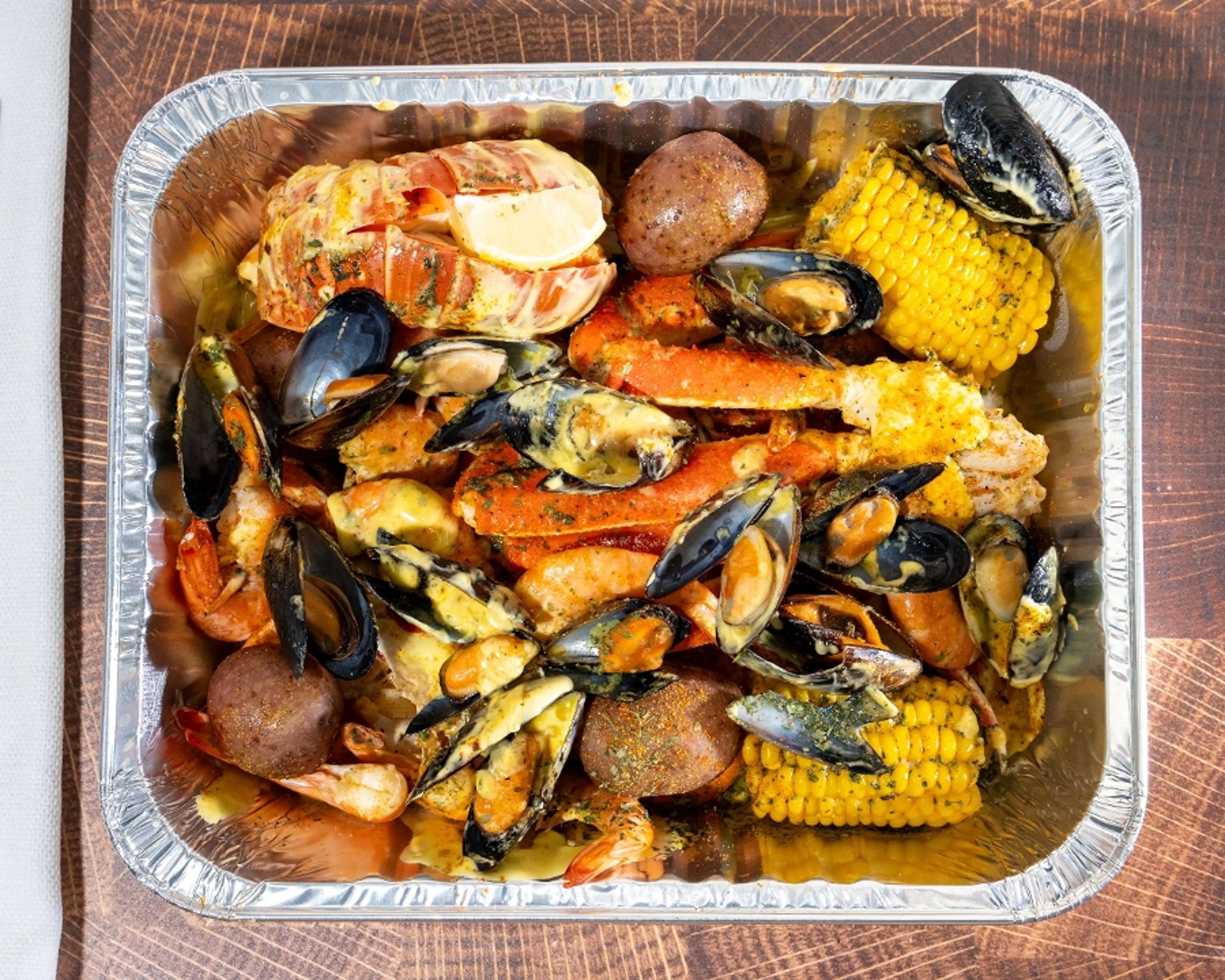 Mo's Seafood Bonanza.