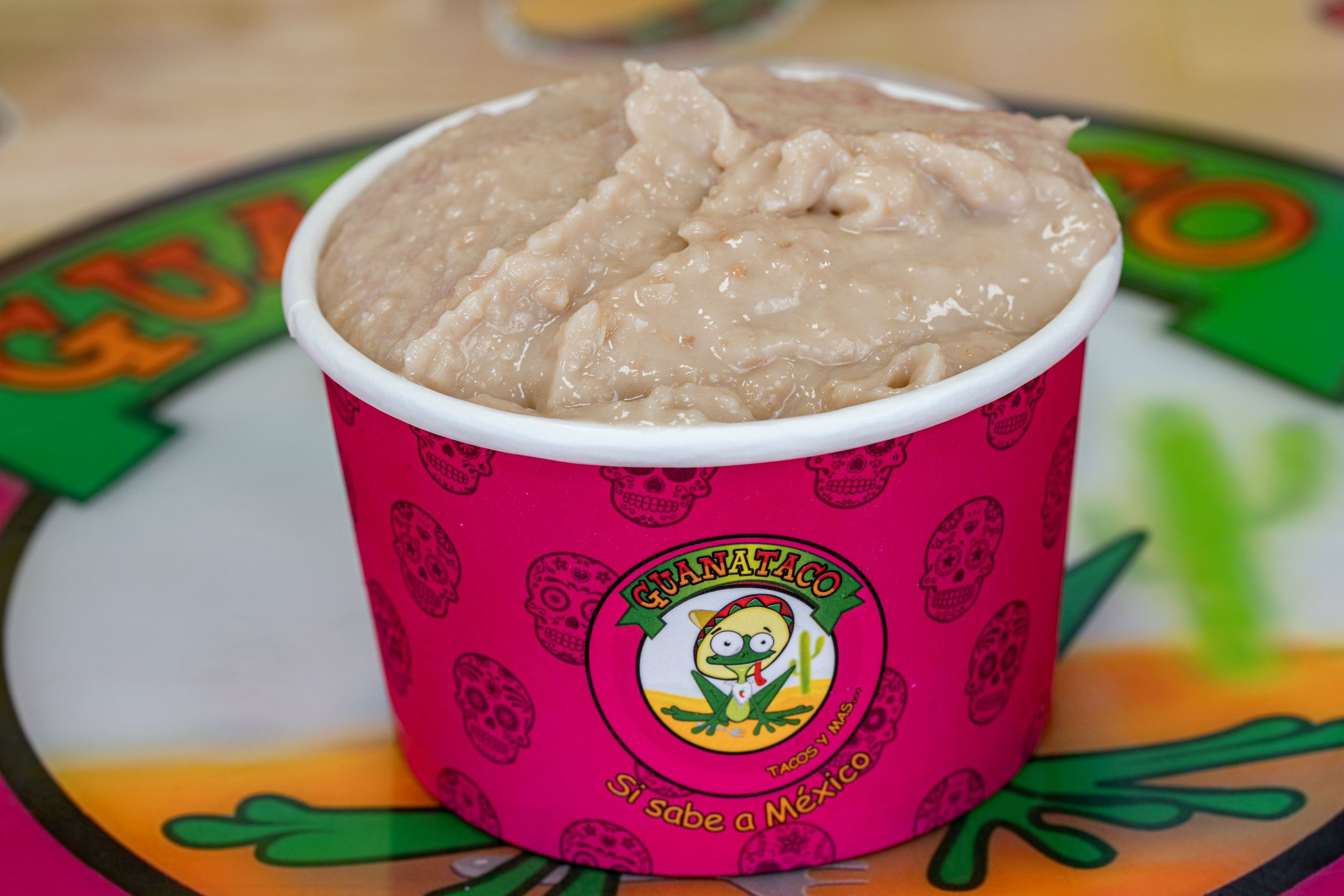 FRIJOLES FRITOS (Refried beans).