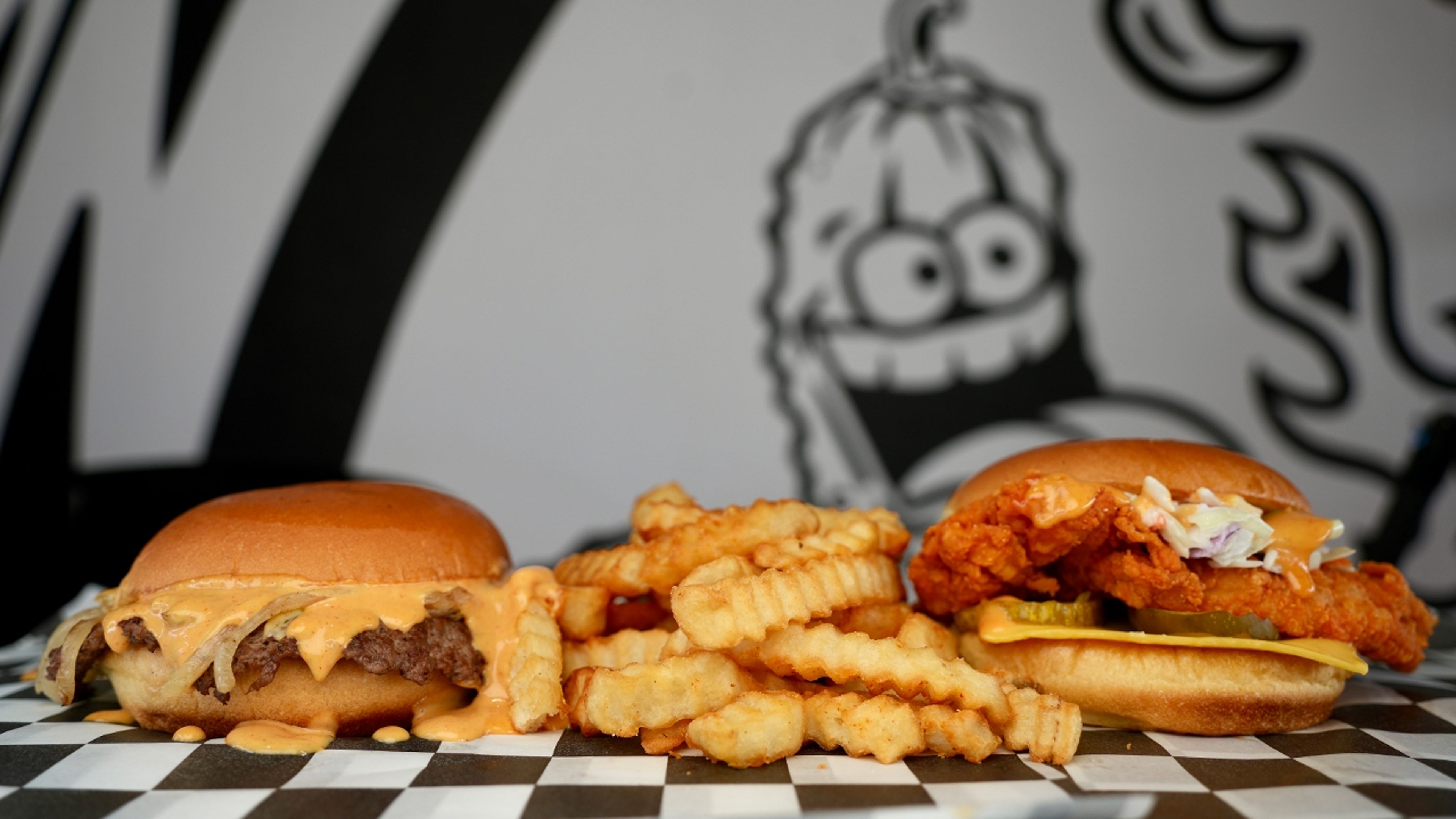 #3 - 2 Sandwich/Burgers + Fries + Soda Can.