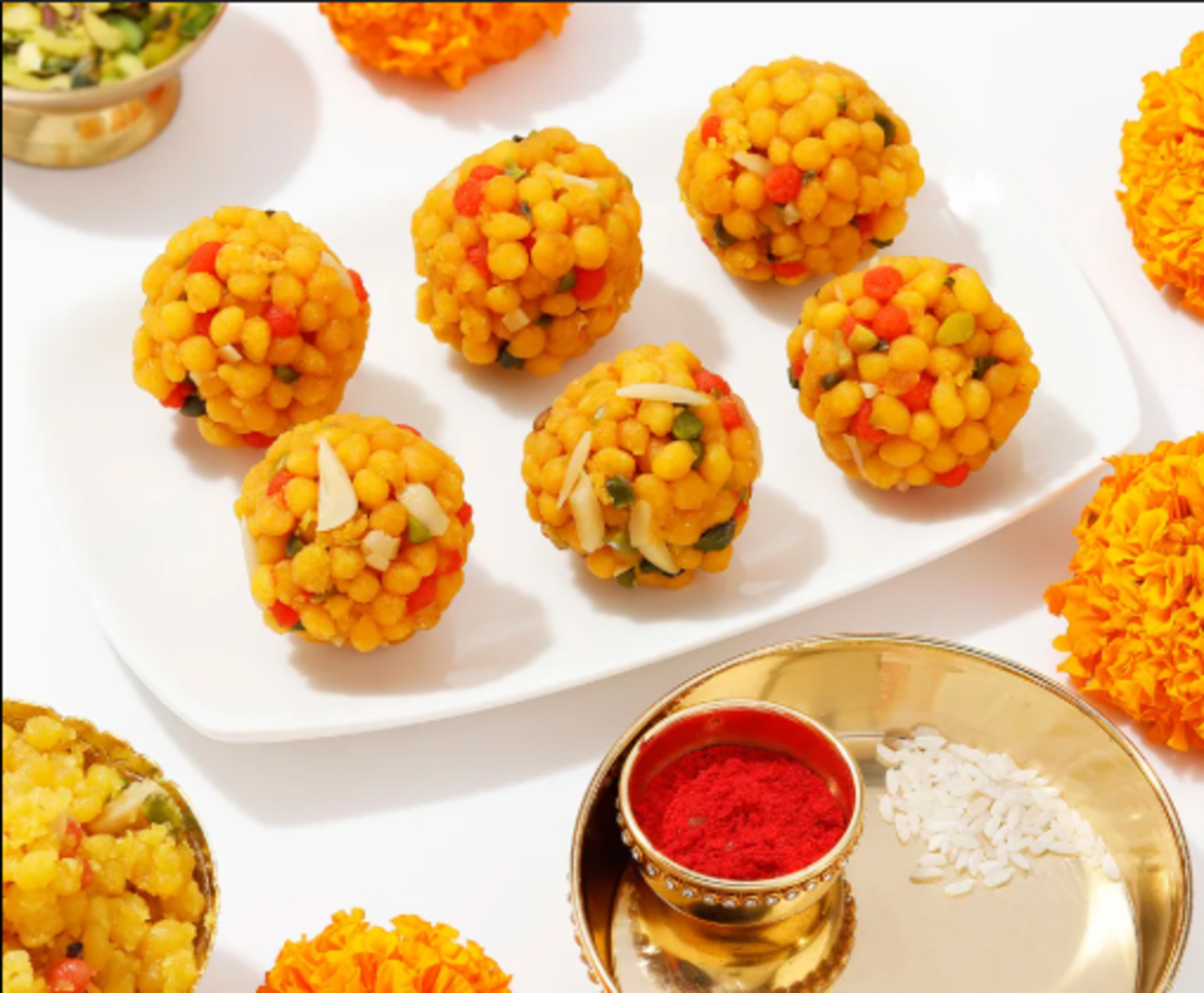 Navratan Ladoo 1 LB * Nine Gems *.