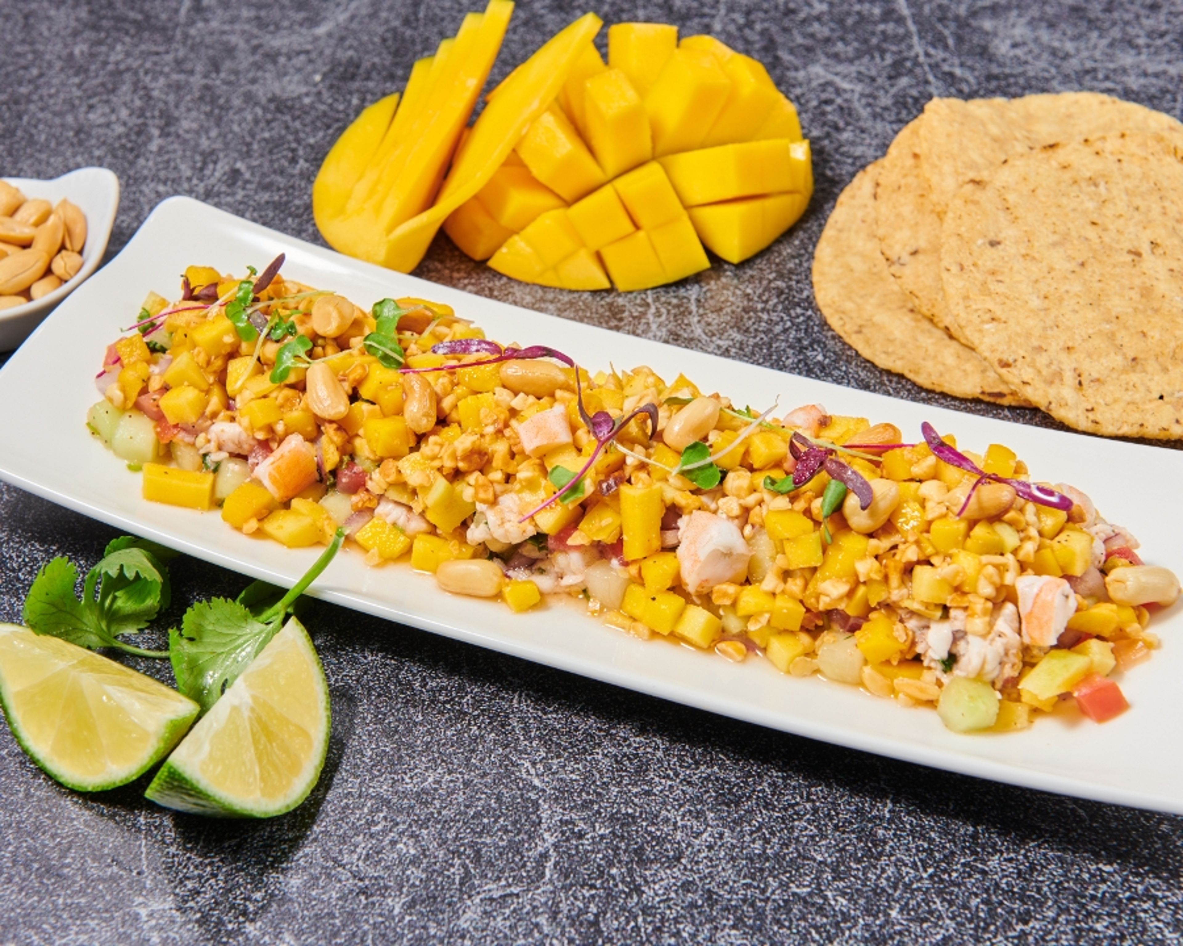 Ceviche Mango Cacahuate.