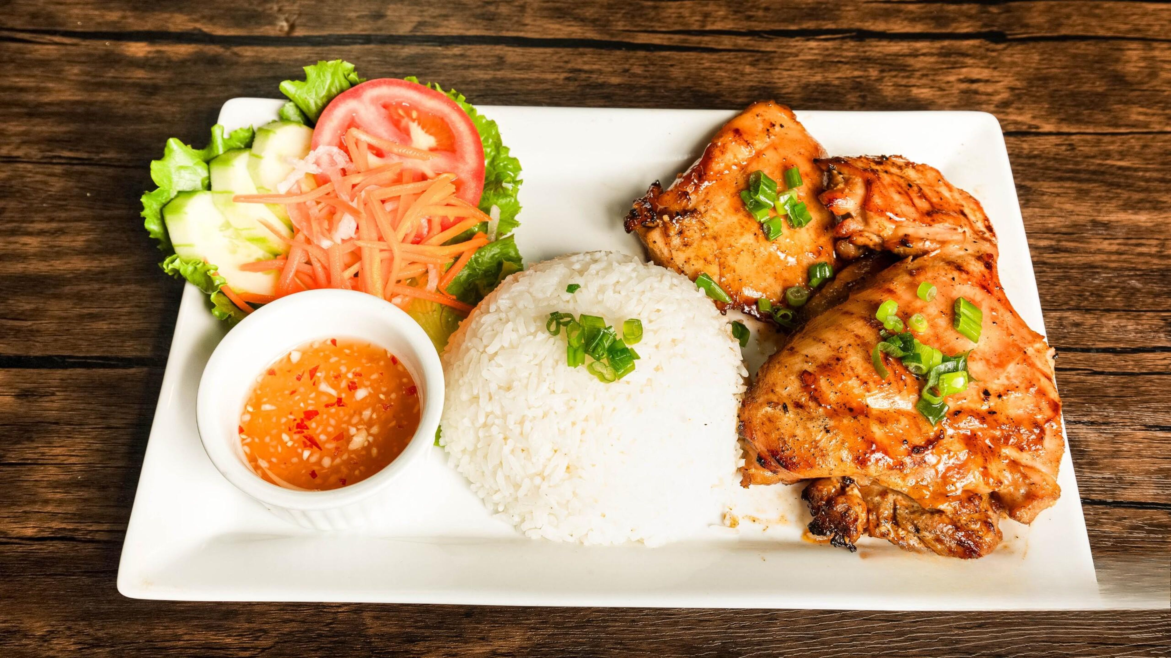 C8. Rice with Grilled Chicken.