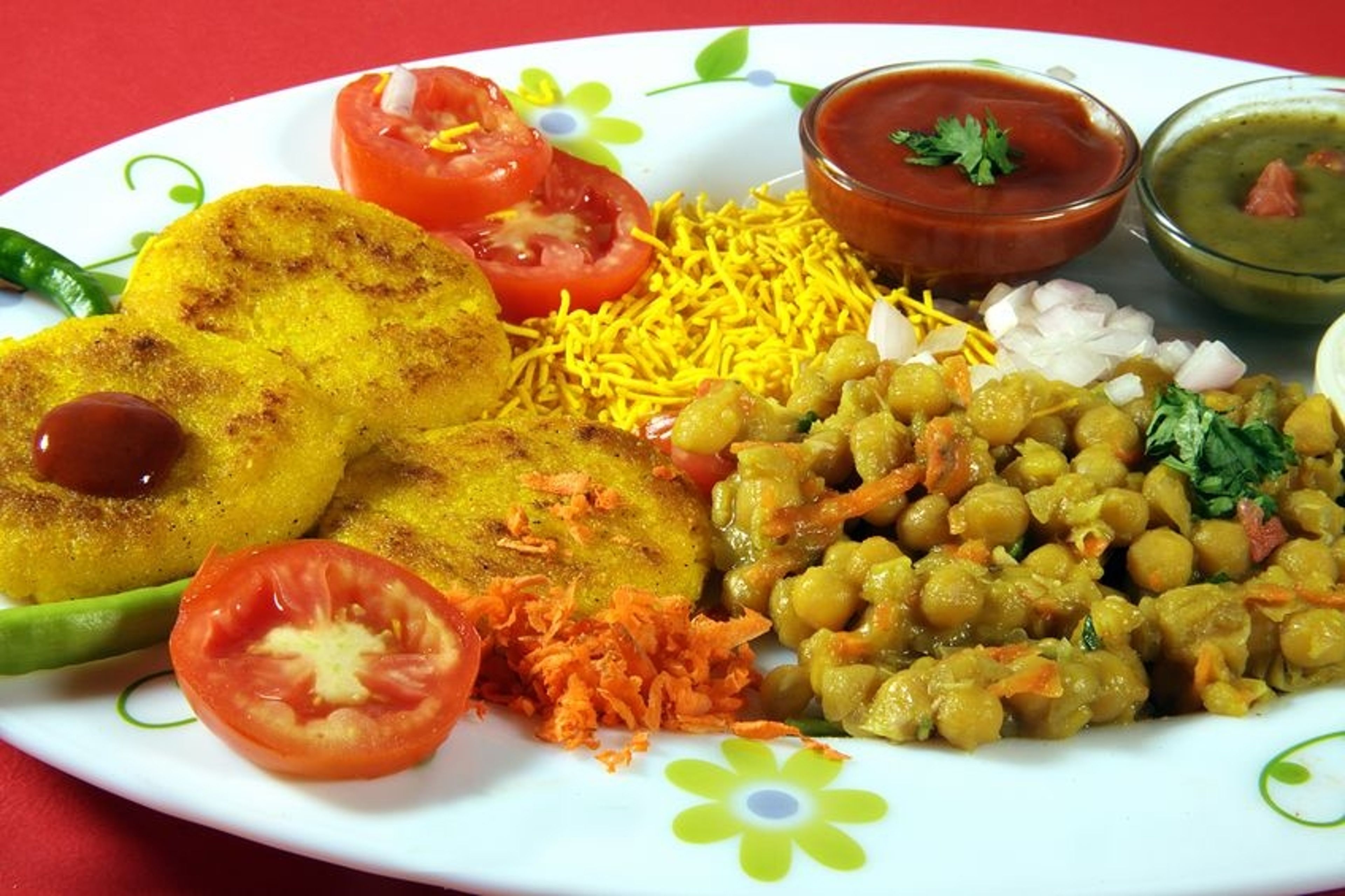 B014 Aloo Tikki Chat.