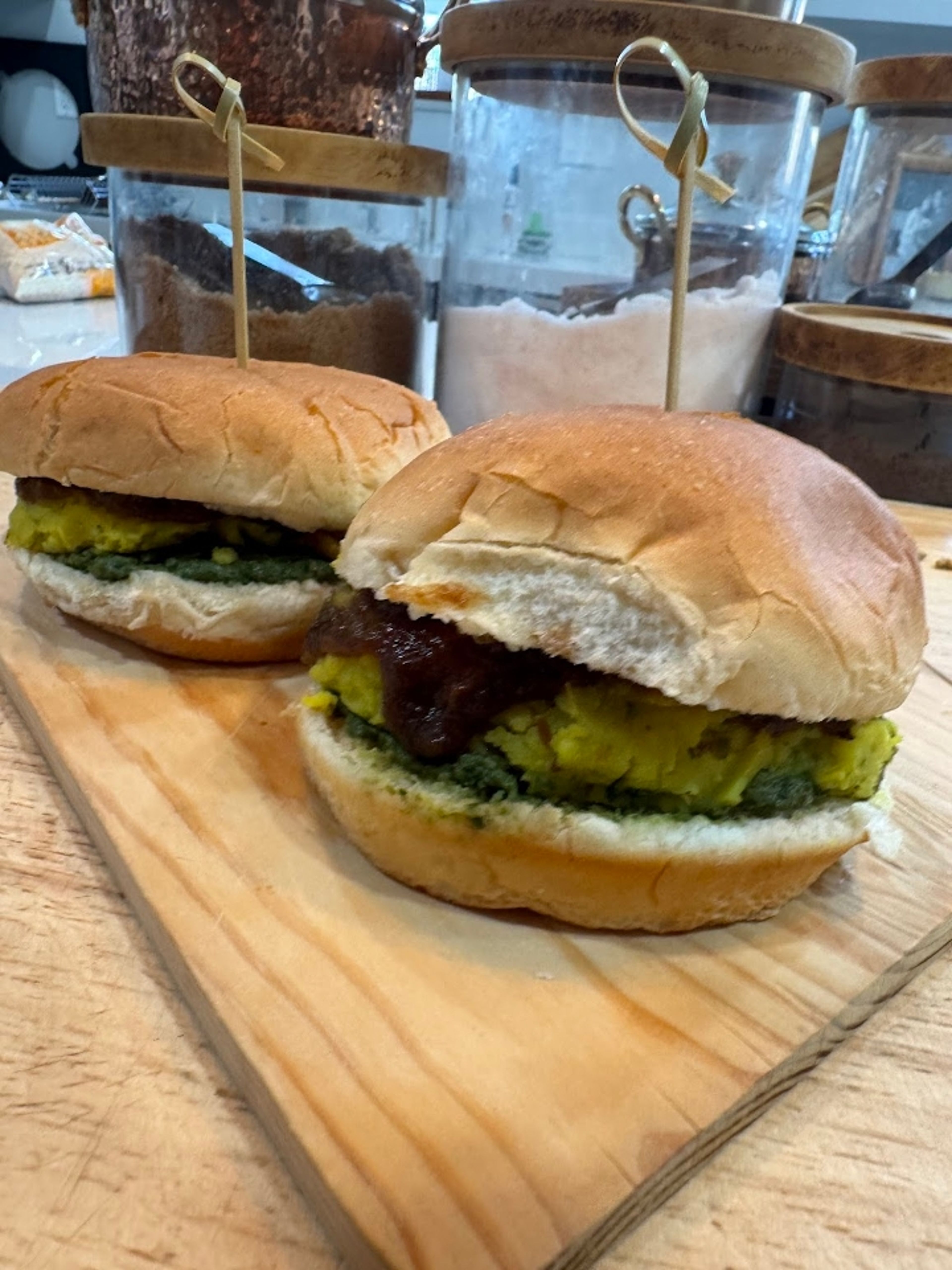 Grilled Aloo Masala Pav (Vegetarian).