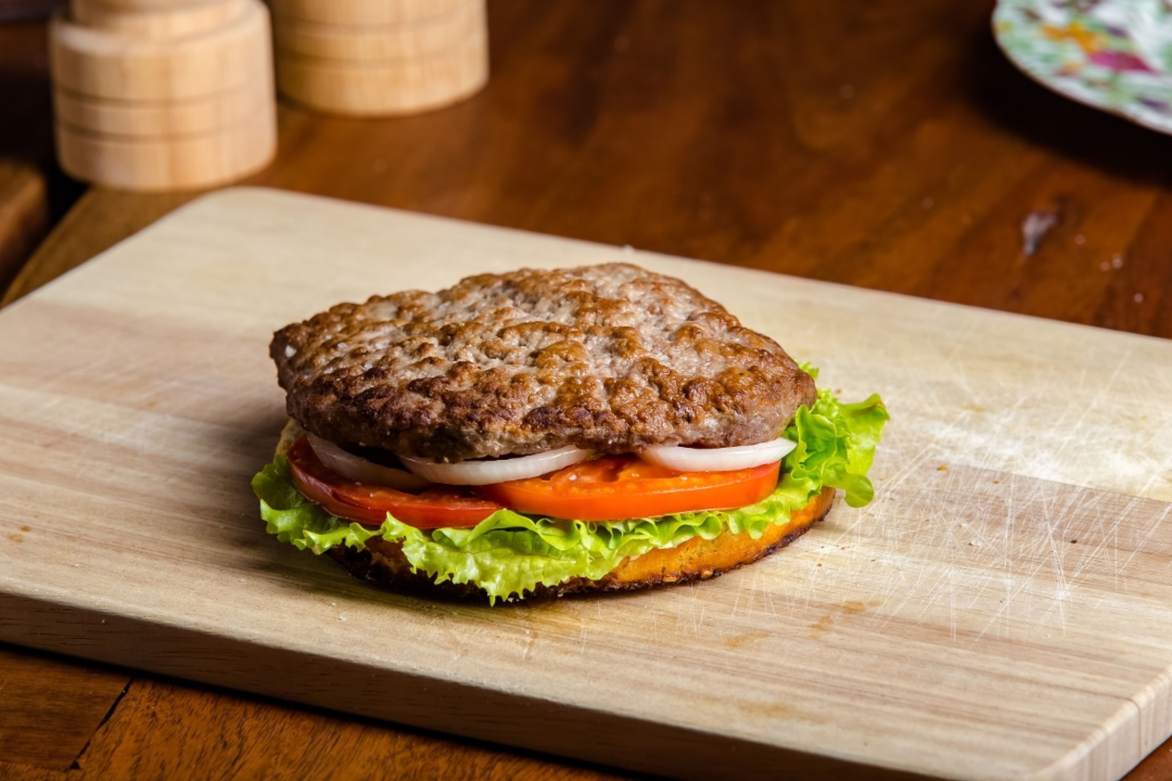 [Build your own burger].