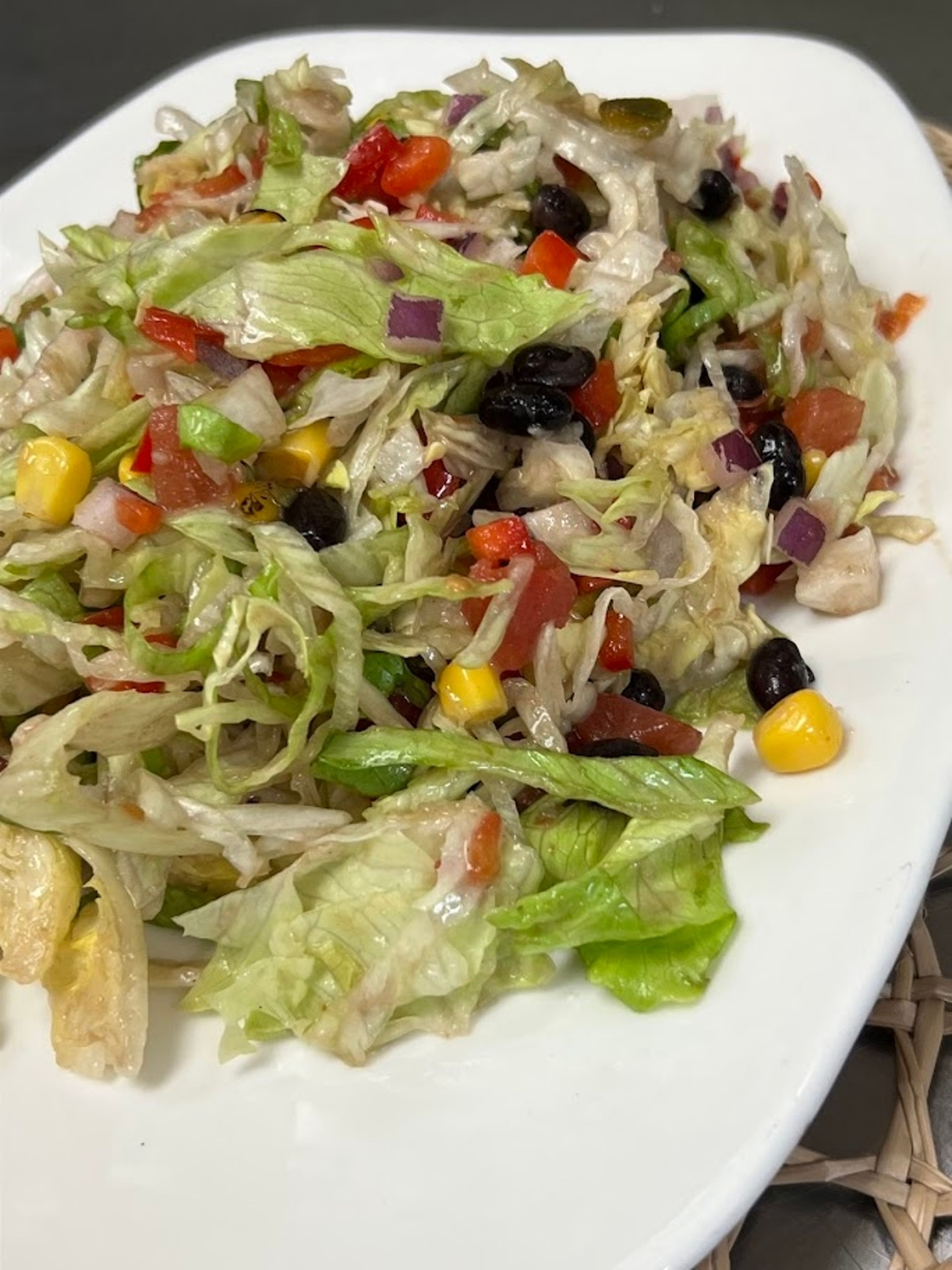 SIDE MEXICAN CHOP SALAD.
