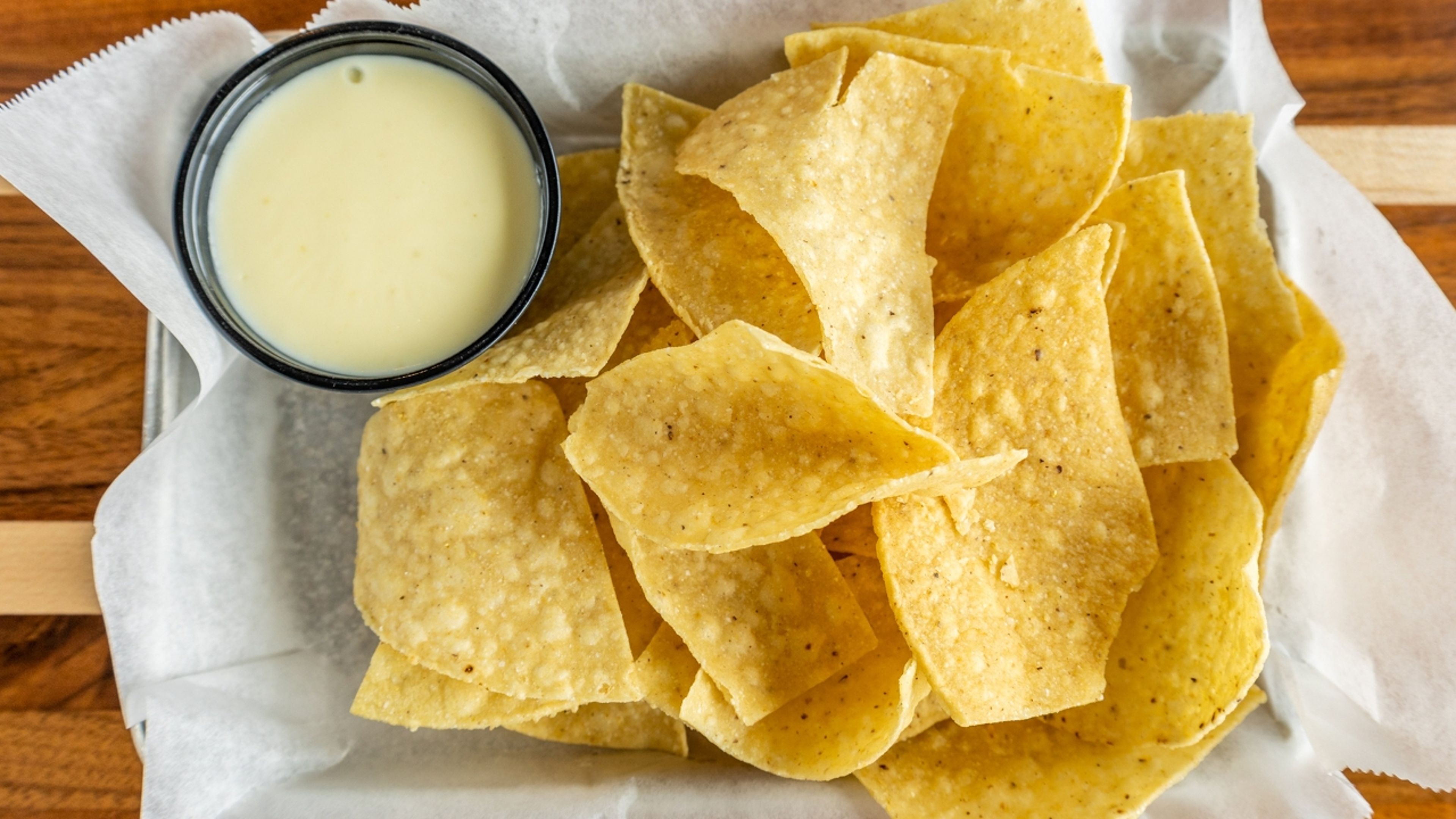 Large Queso and Chips.