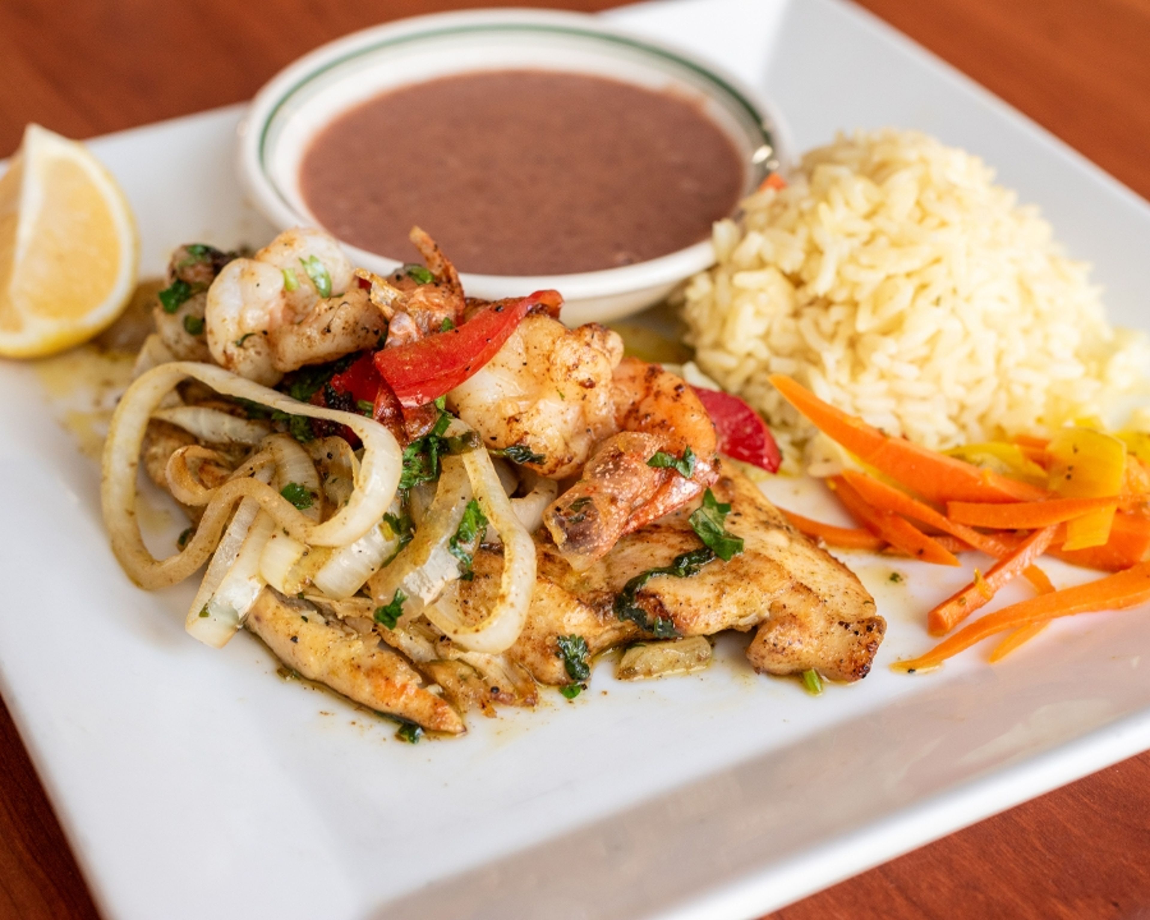 Pollo con Camarones.