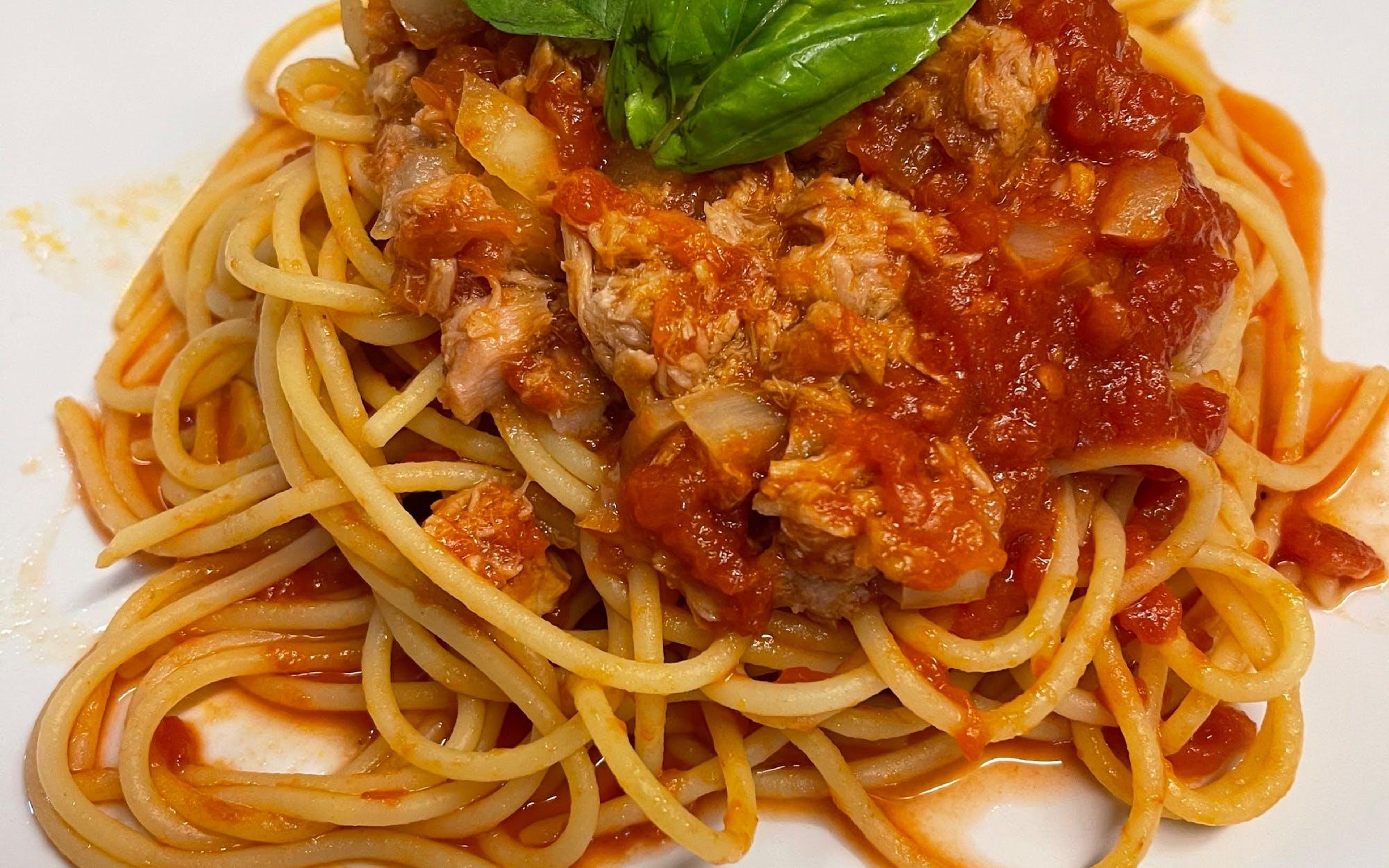 Tonno Marinara Catering.