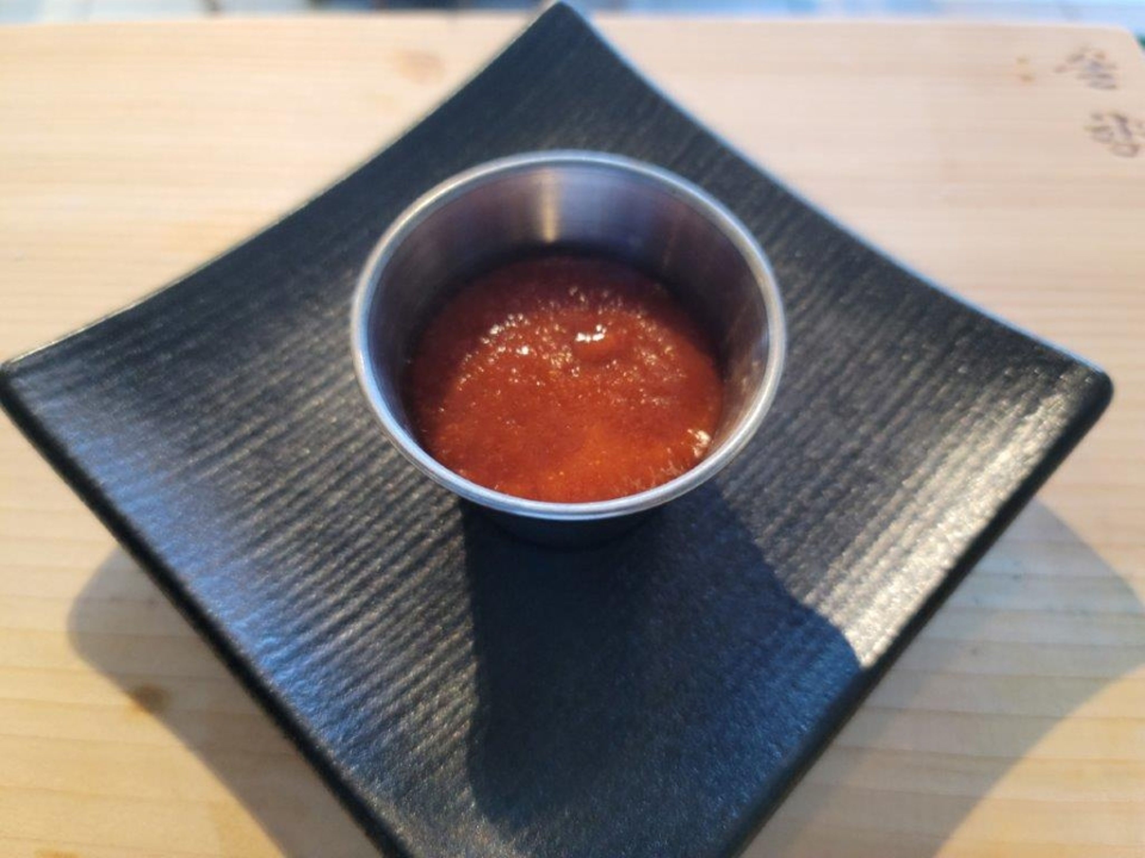 SS6-SRIRACHA