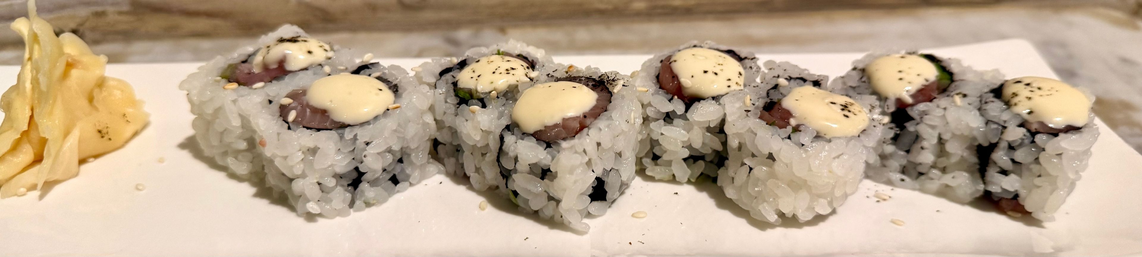 Hamachi and Scallion Roll.