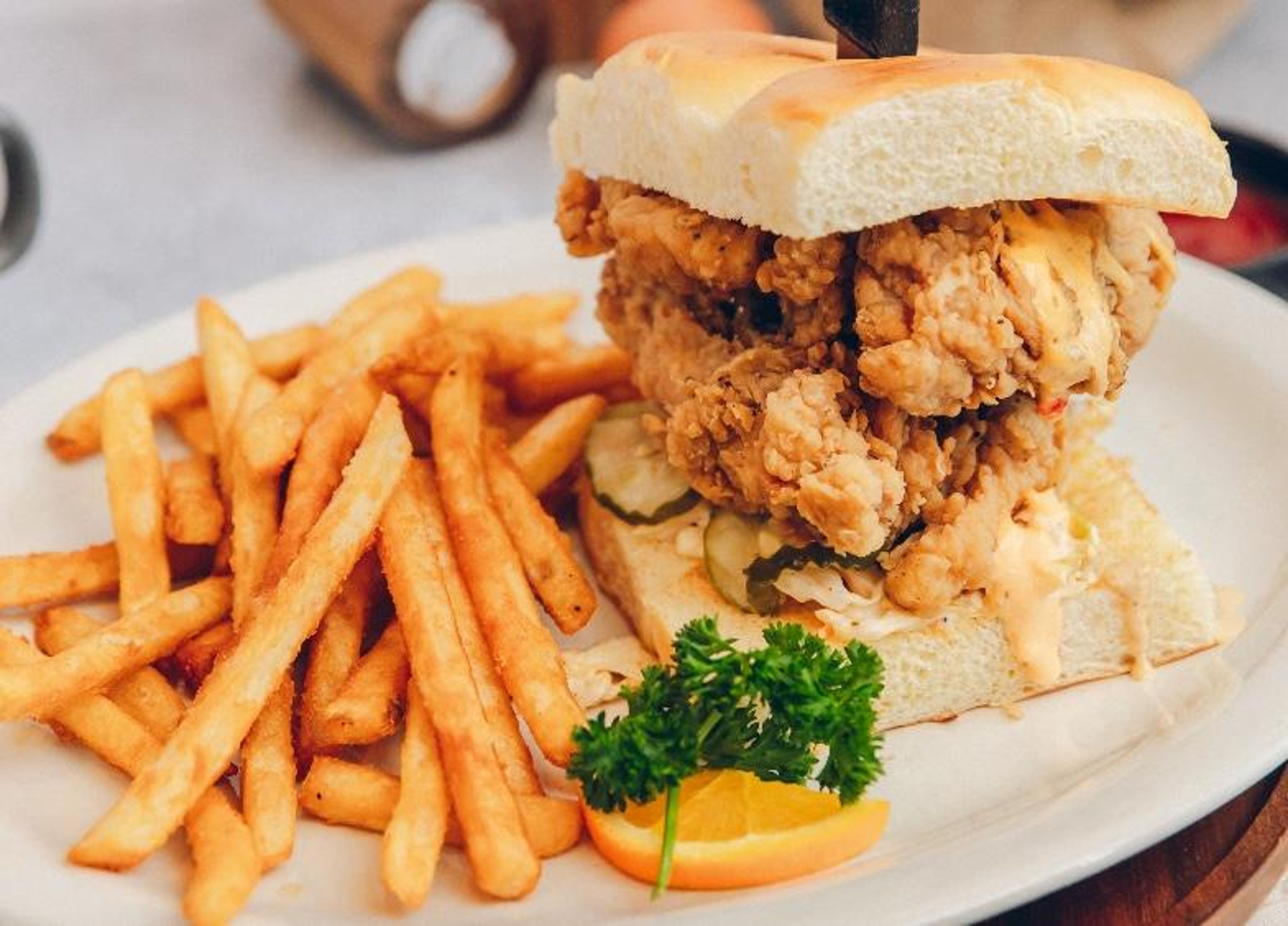 (J5) UFC (Ultimate Fried Chicken).