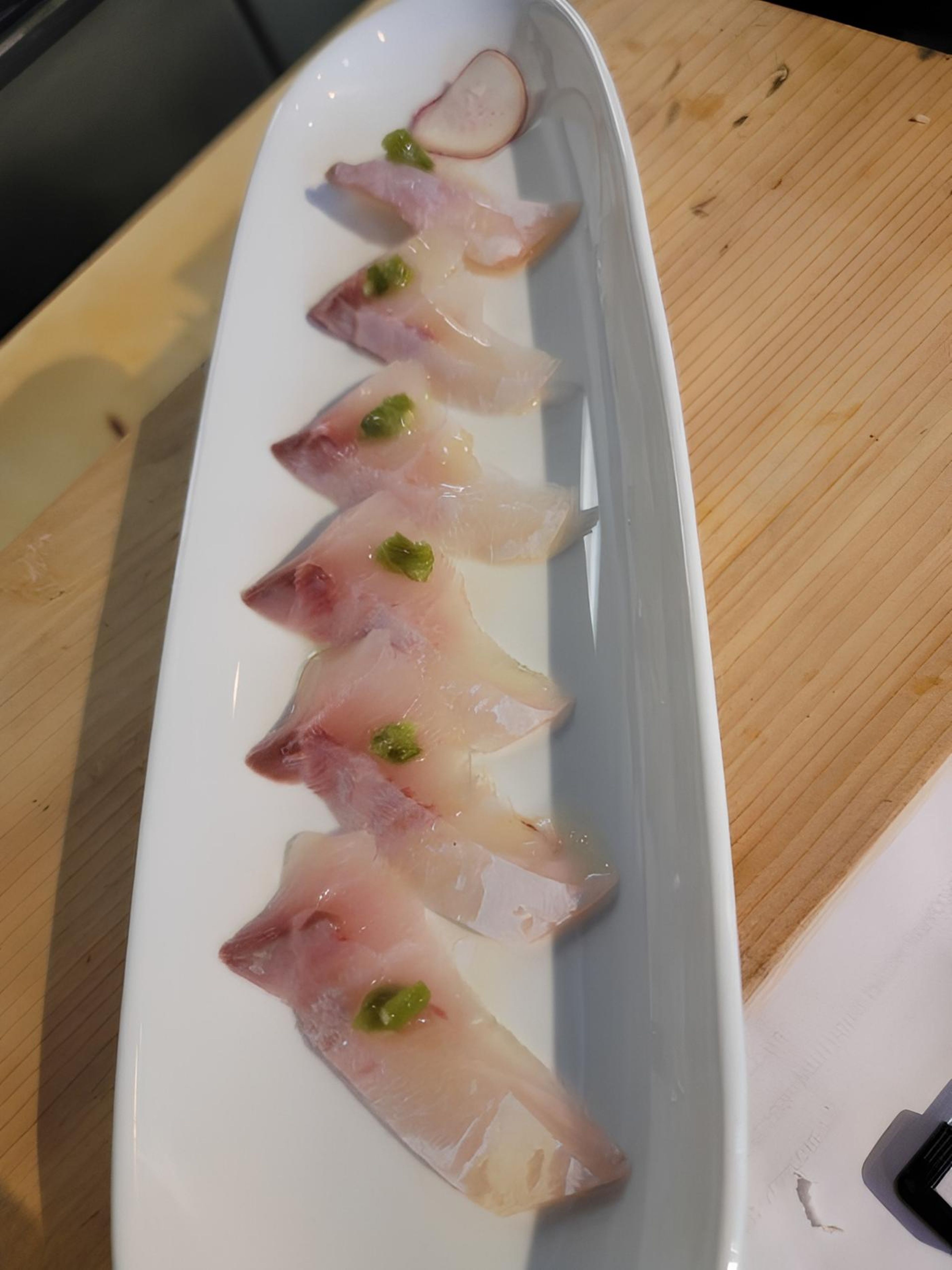 SA11-HALIBUT SASHIMI W/CHO JANG