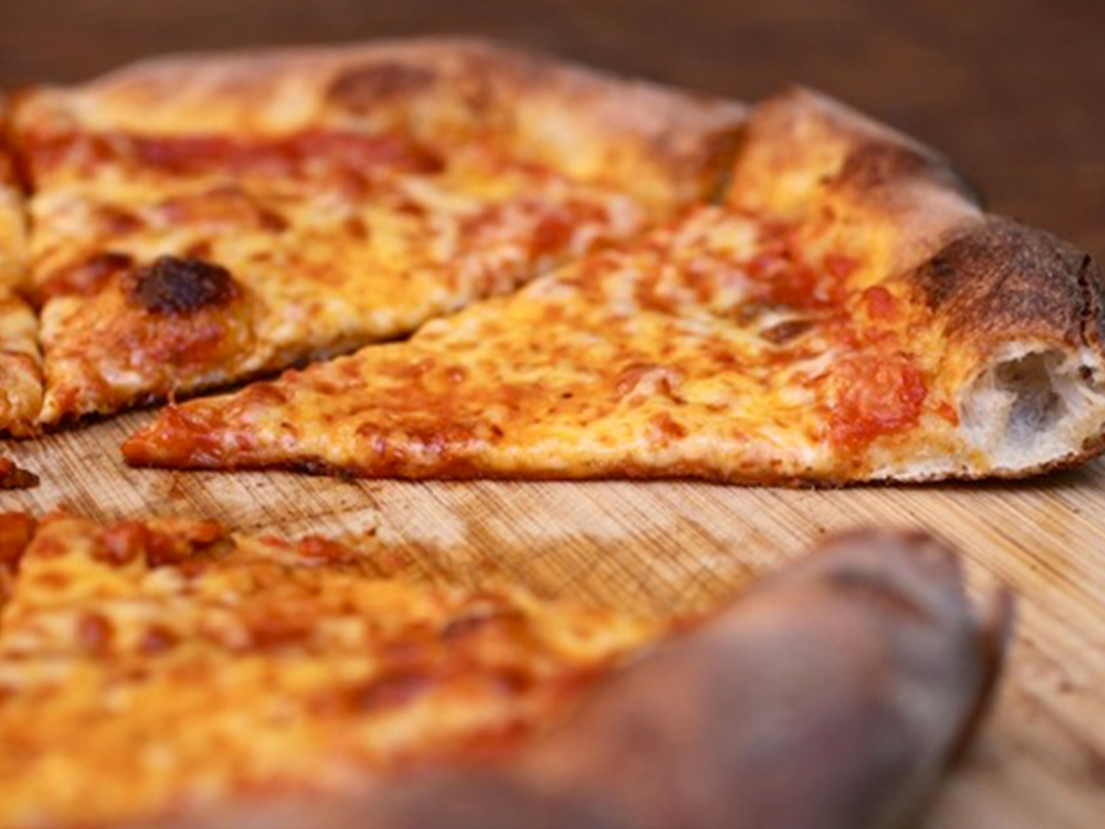 16" Formaggio (Cheese) Pizza (Best Seller).