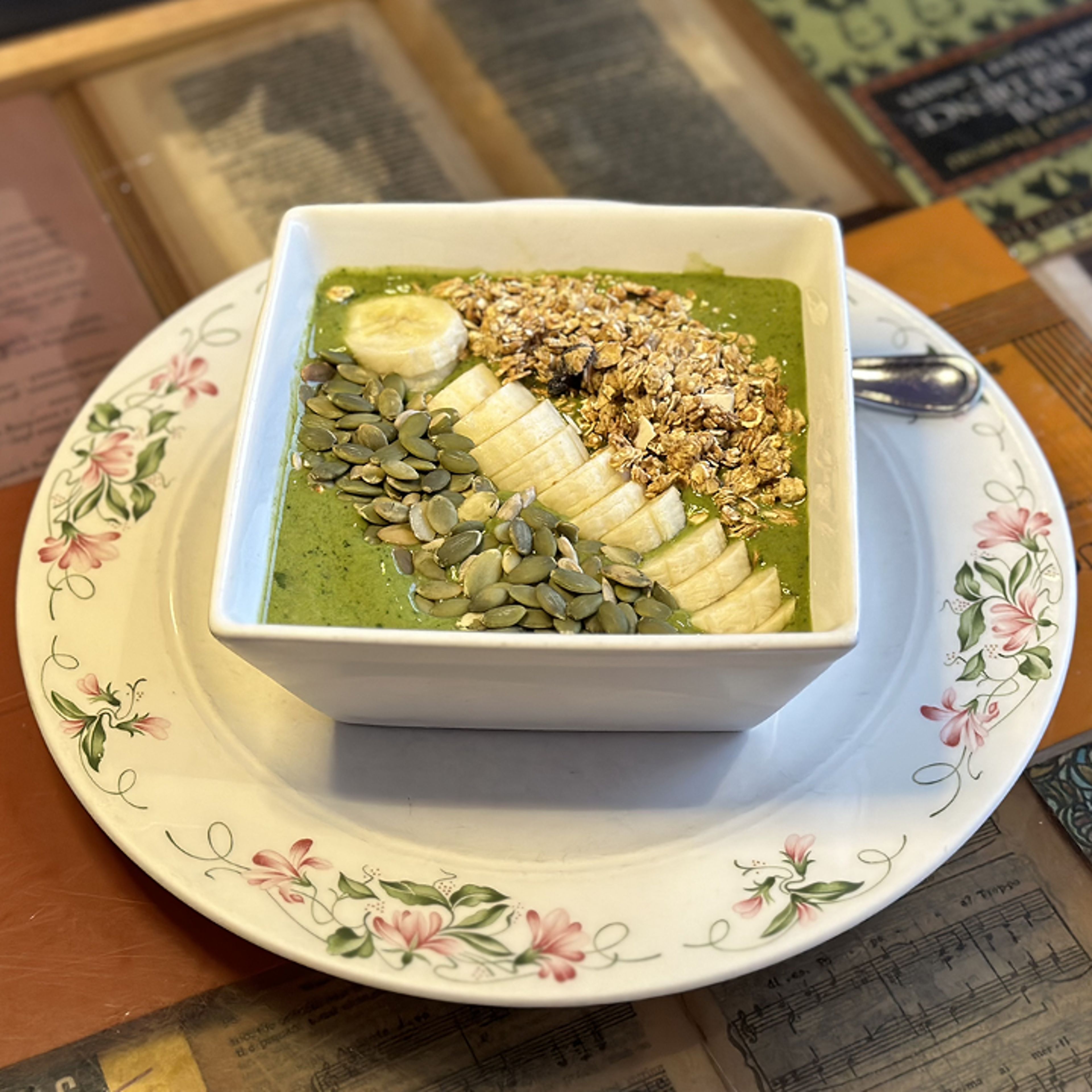 Matcha Smoothie Bowl.