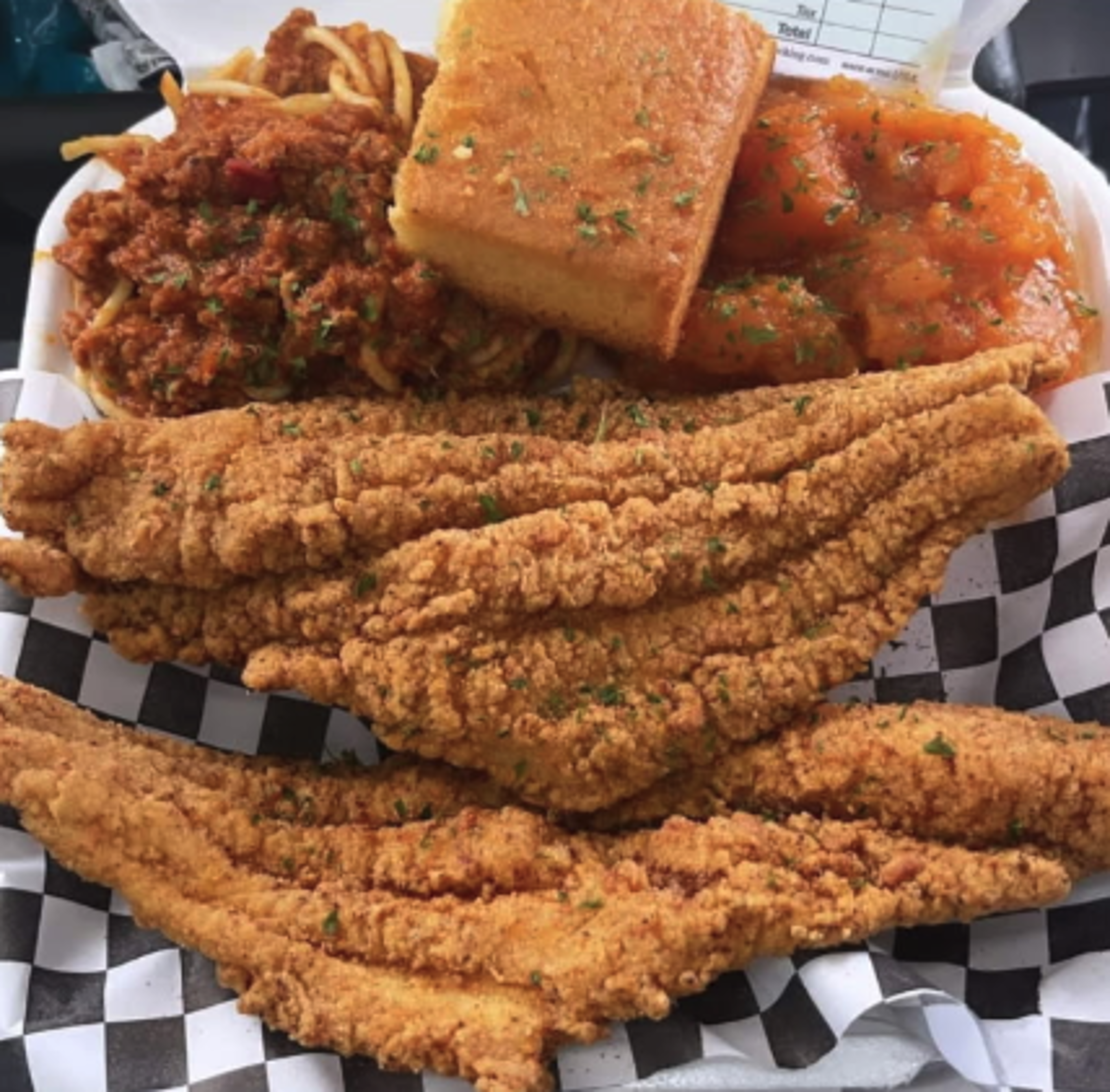 Delicious Chicken Wings: A Southern Staple