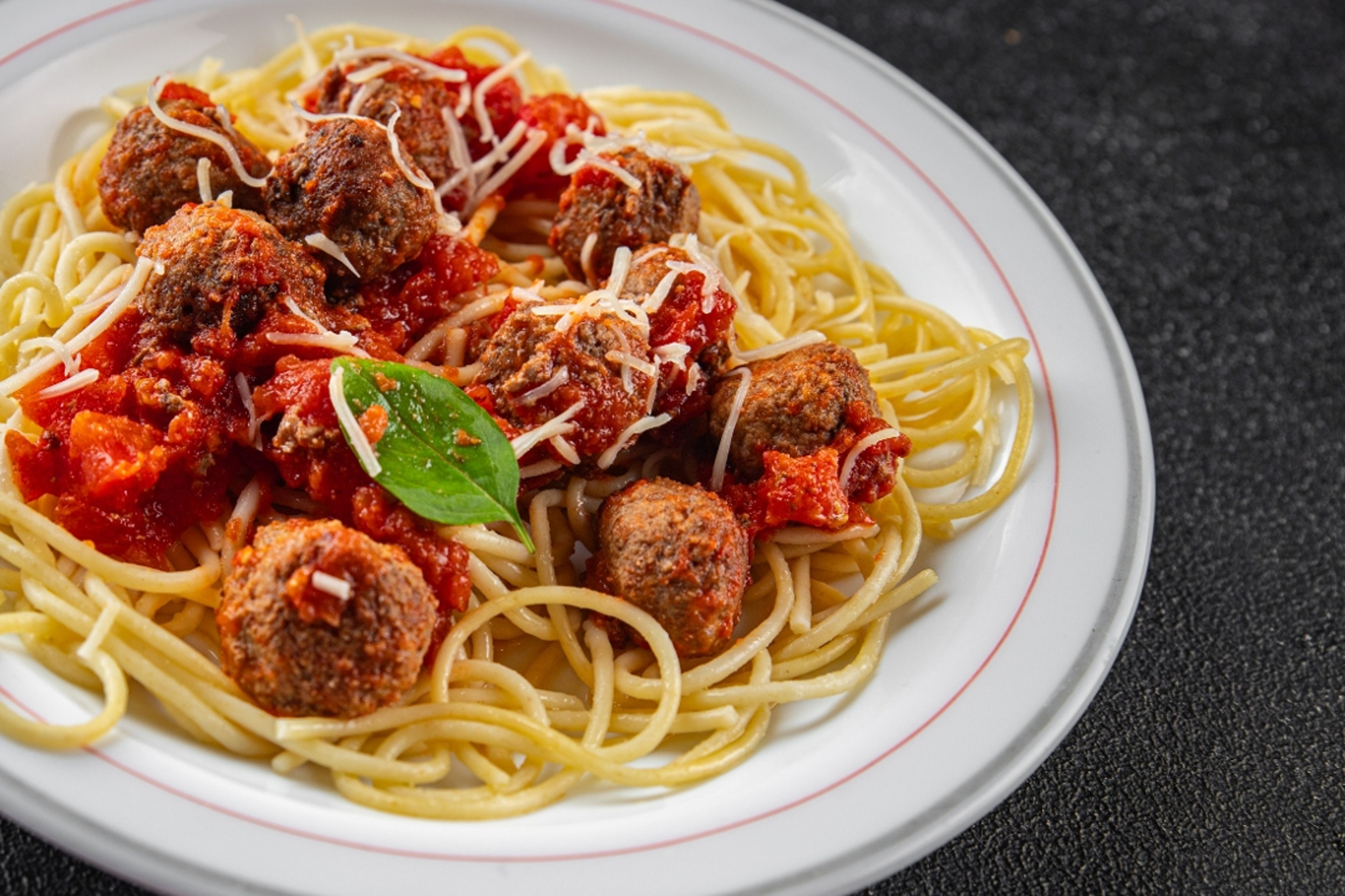 Spaghetti With 1 Meatball.