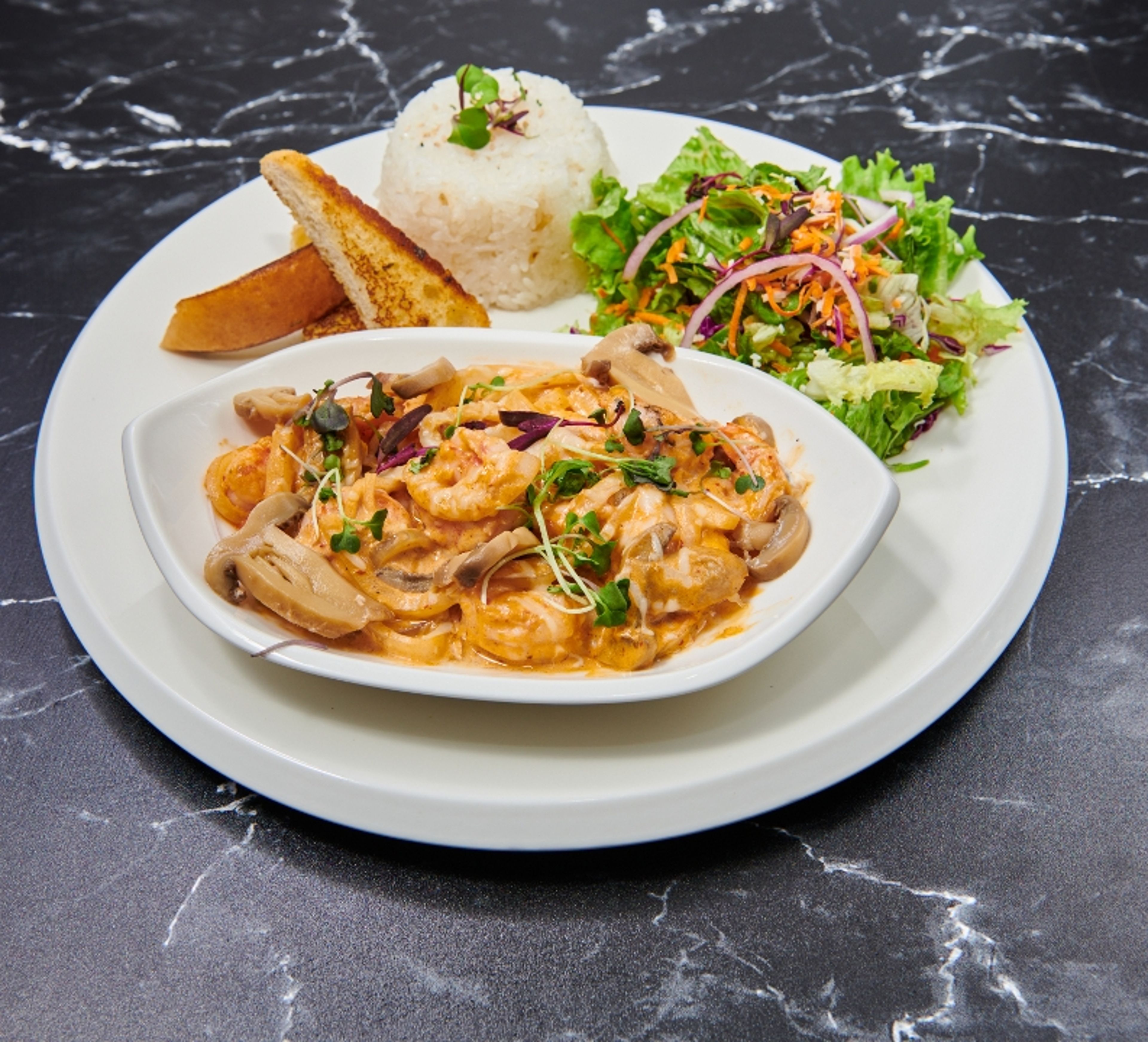 Camarones En Chipotle.