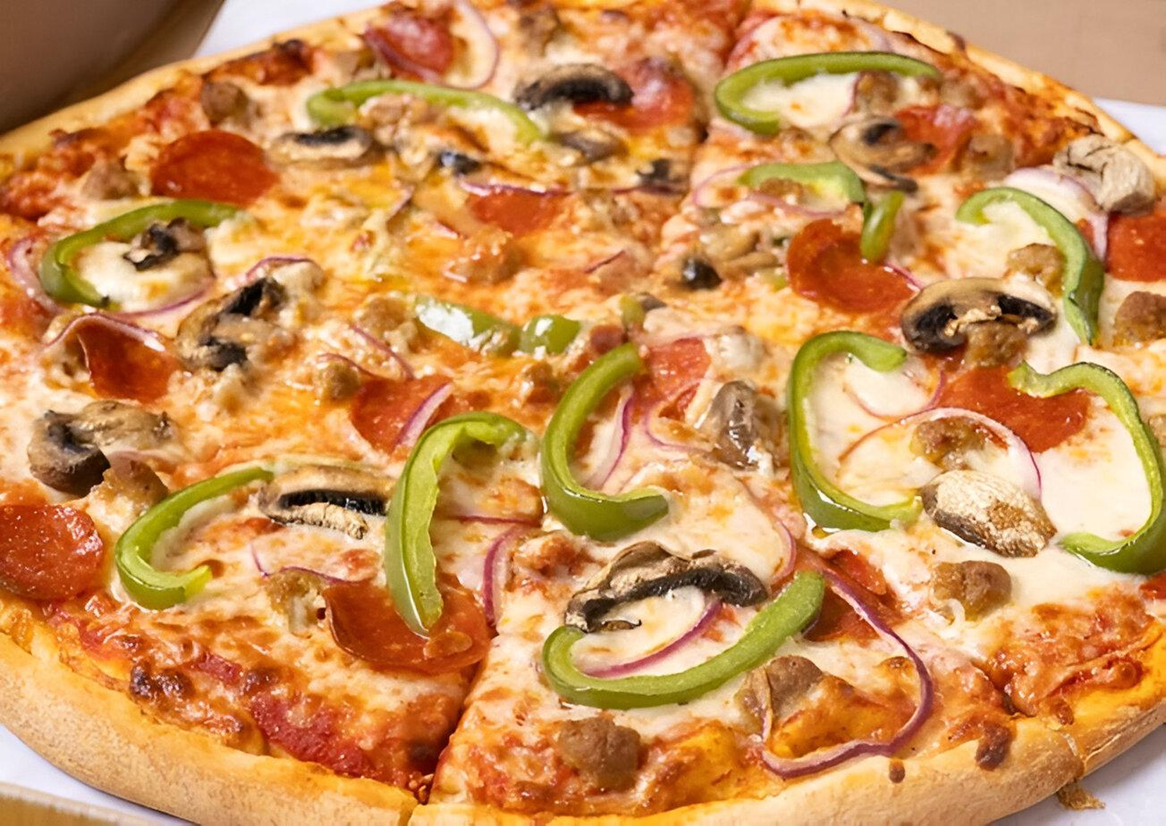 Full house pizza medium.