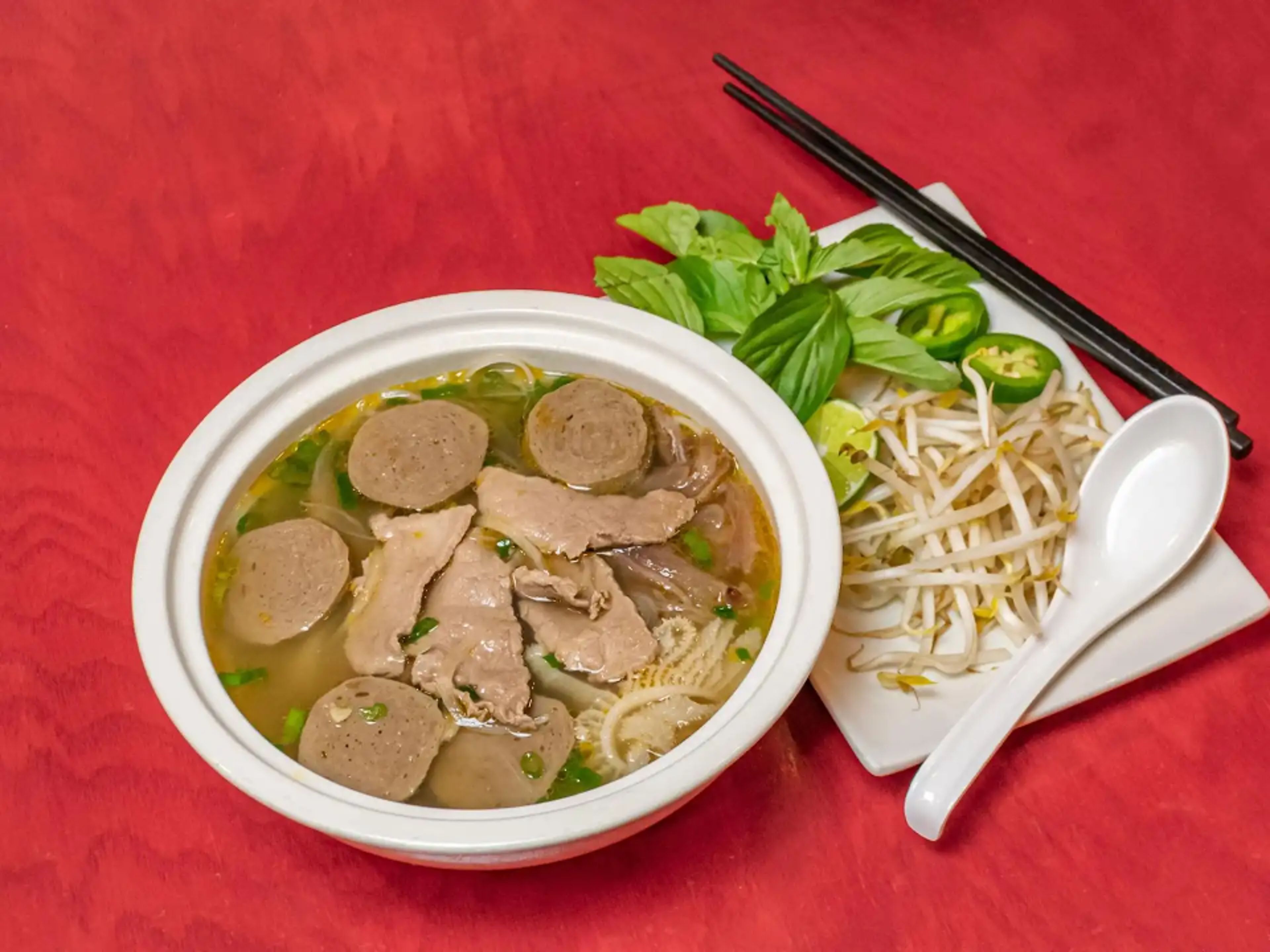Pho Broth & Noodles Only- No onions & veggies ( Kids).