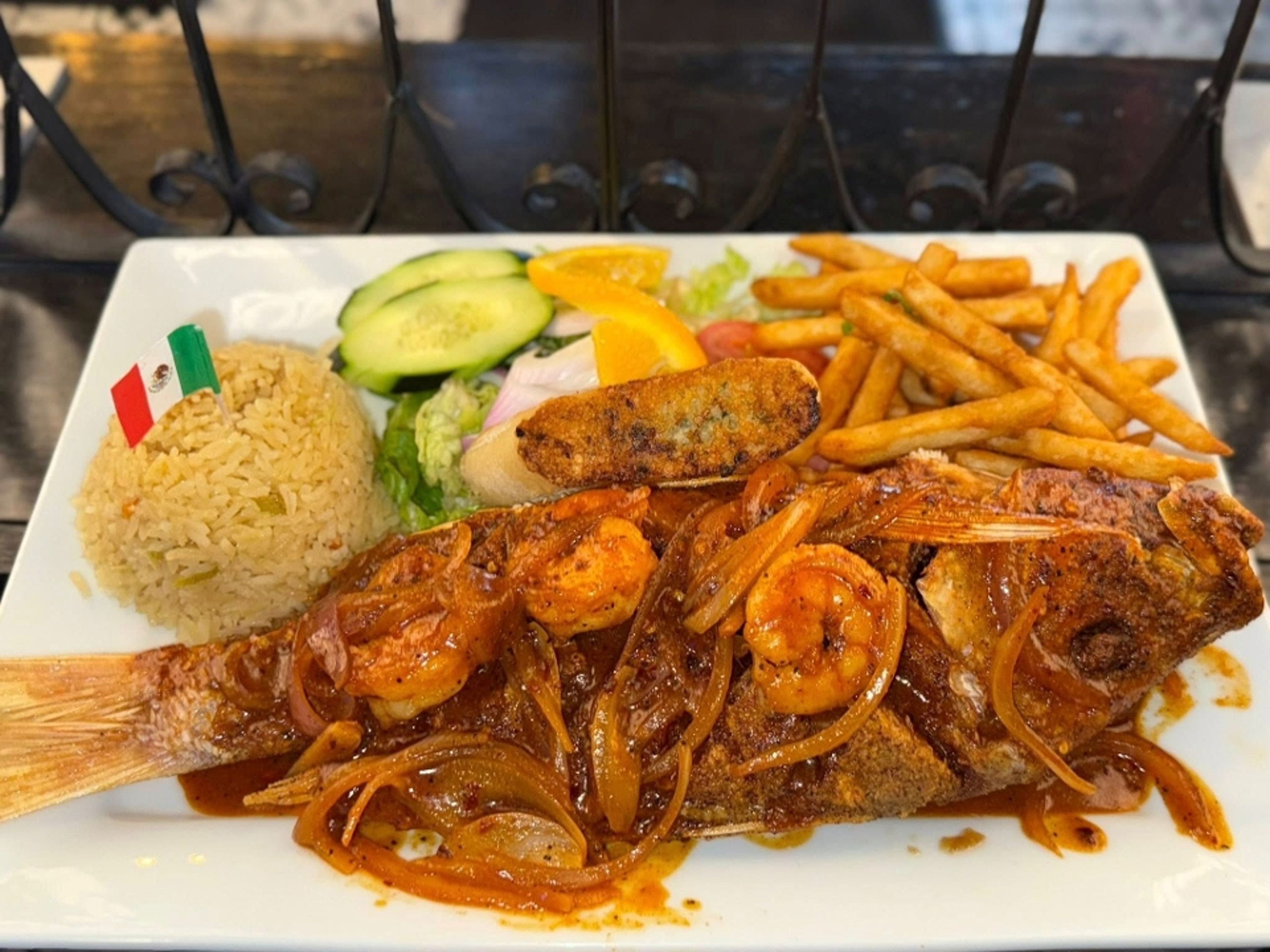 Majarra Con Camarones.