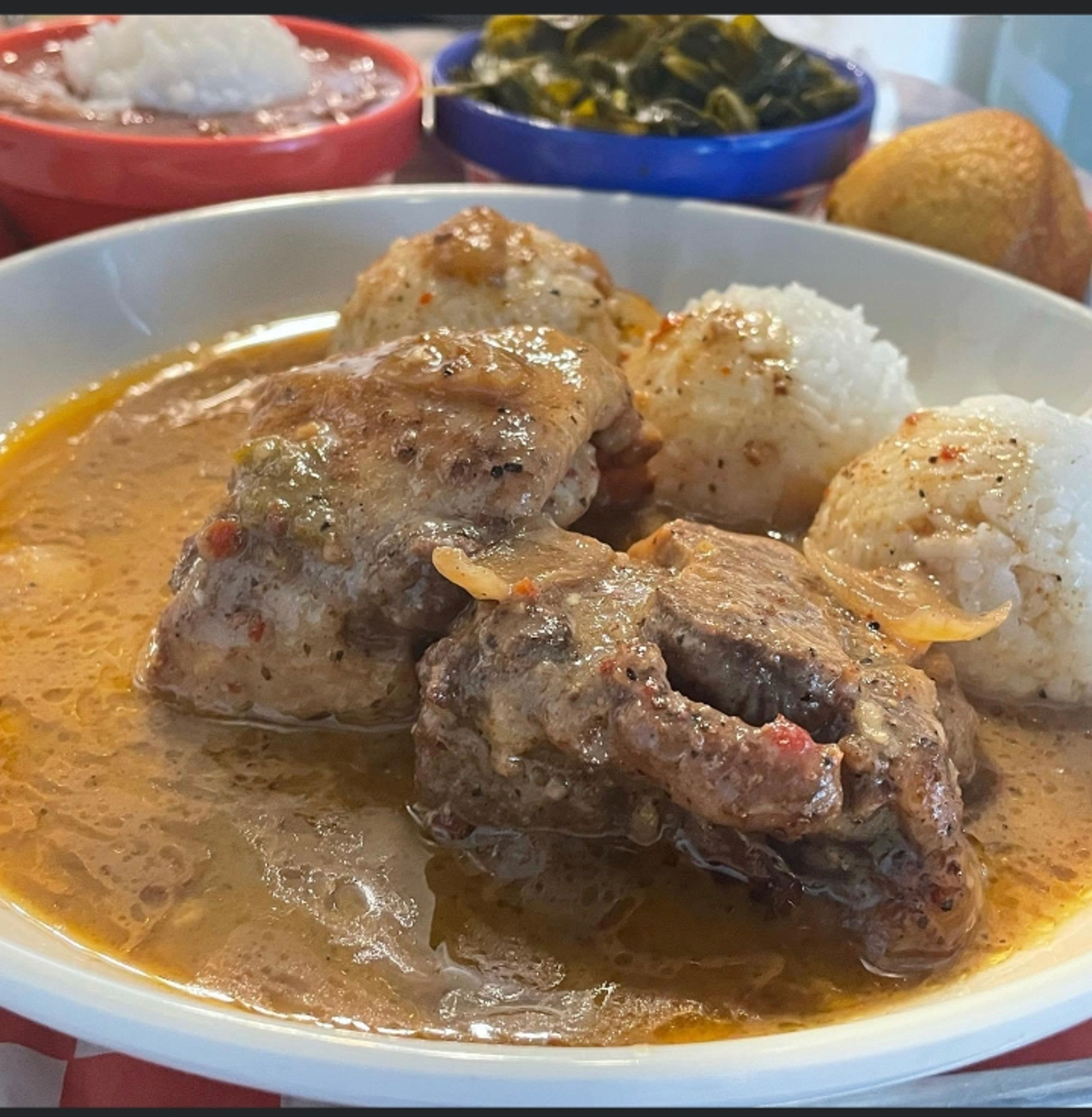 Oxtails & Rice W/ Gravy.