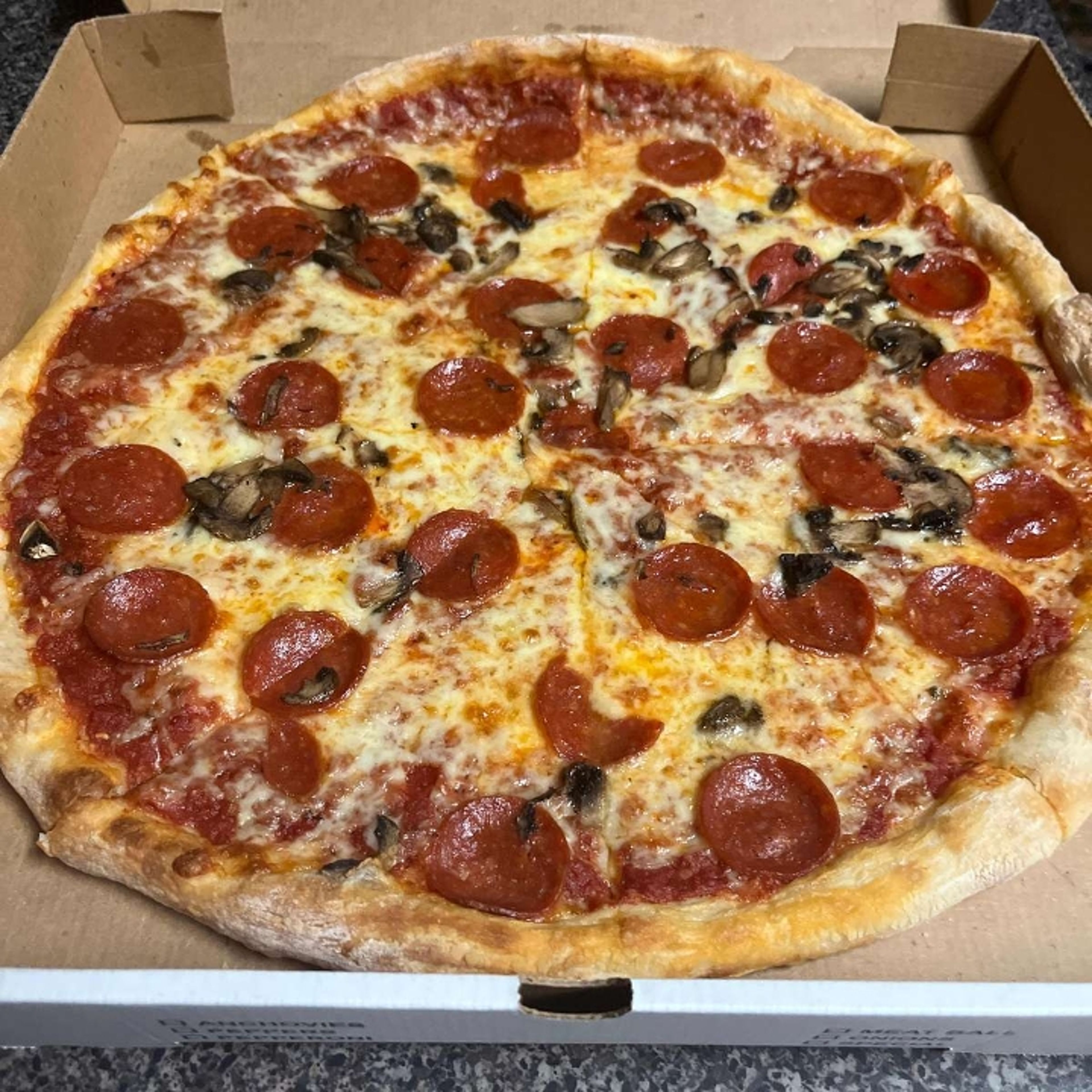 16" Pizza.