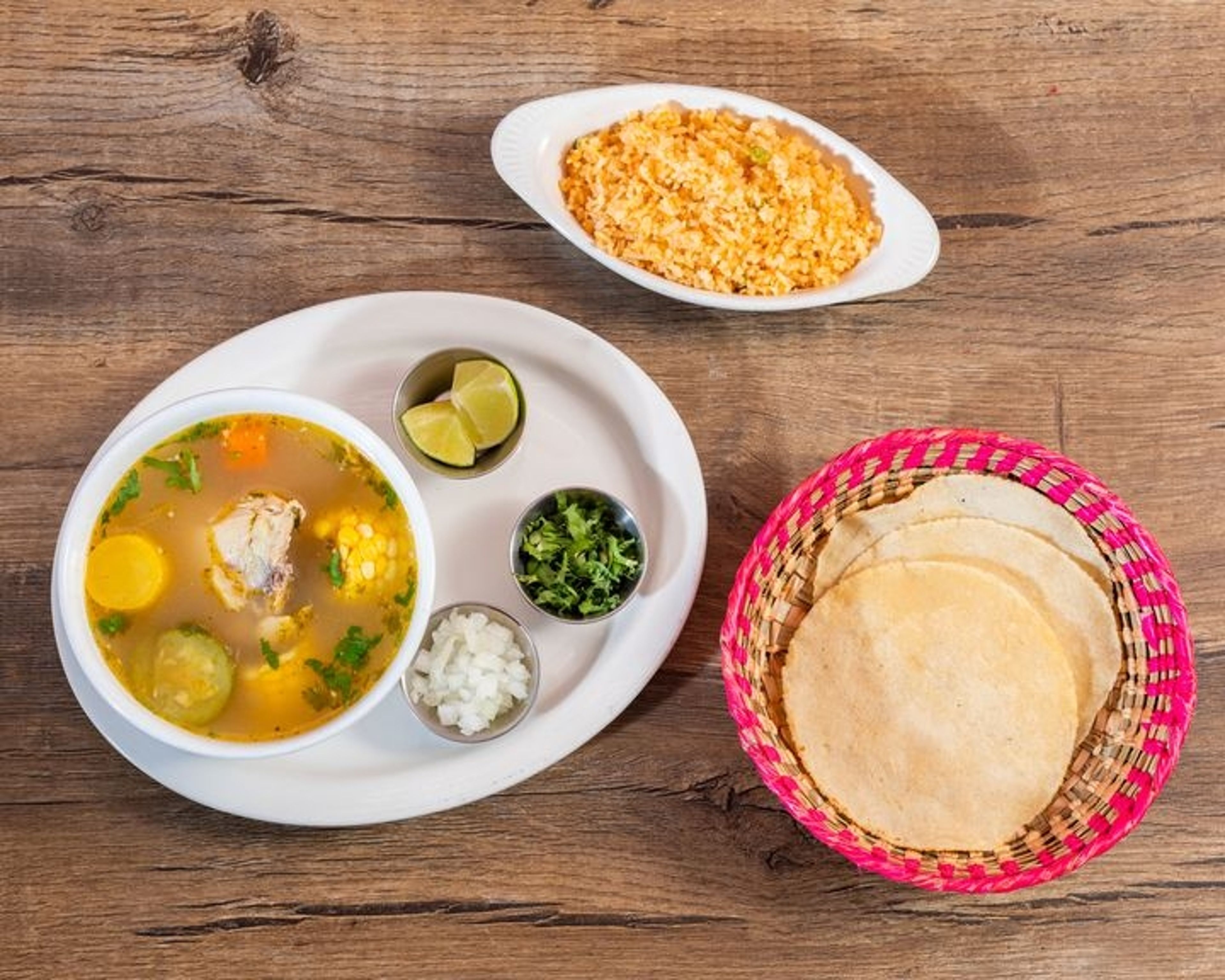 Caldo de Pollo (Large).