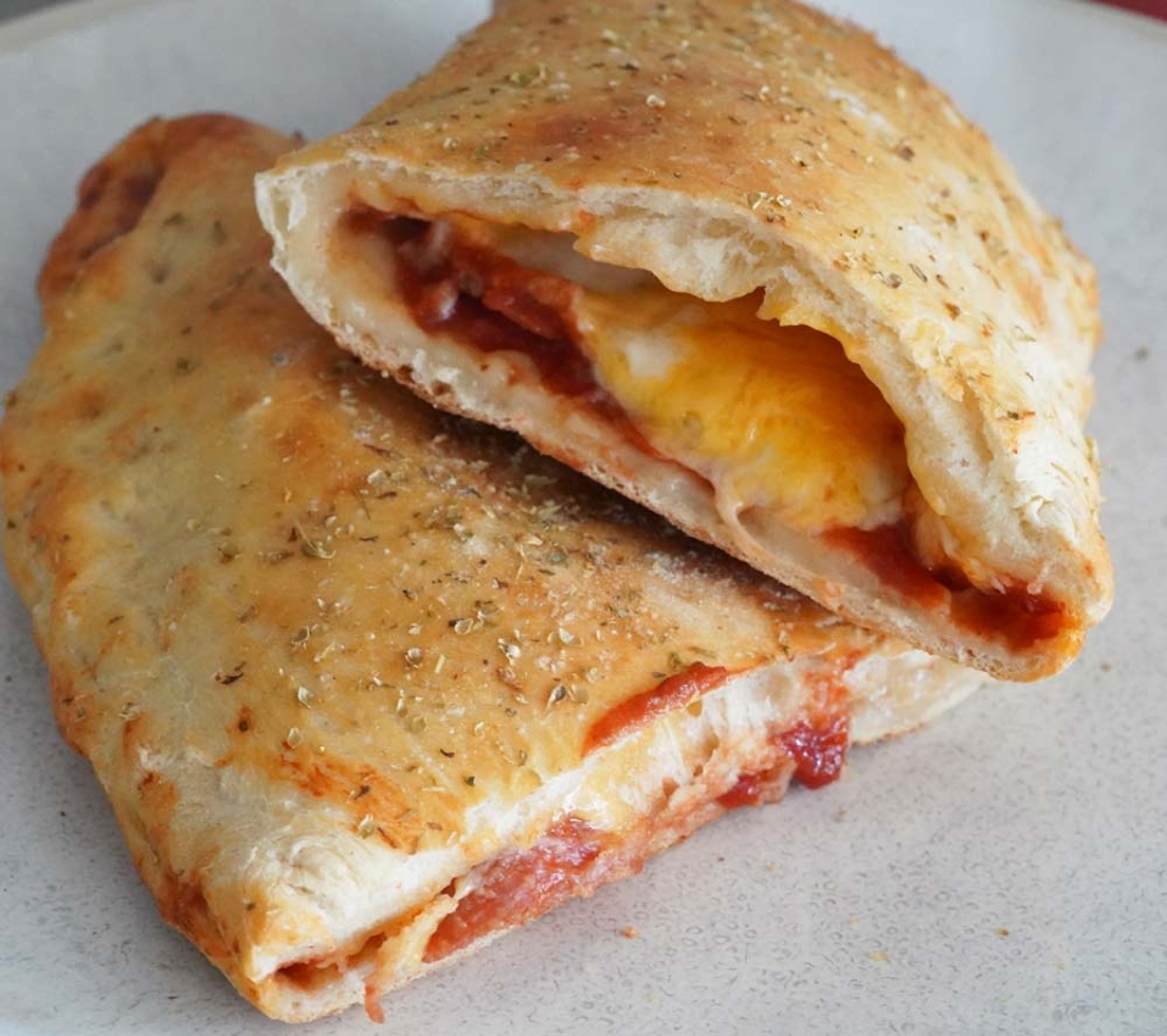 Pepperoni & Cheese Calzone (Med).