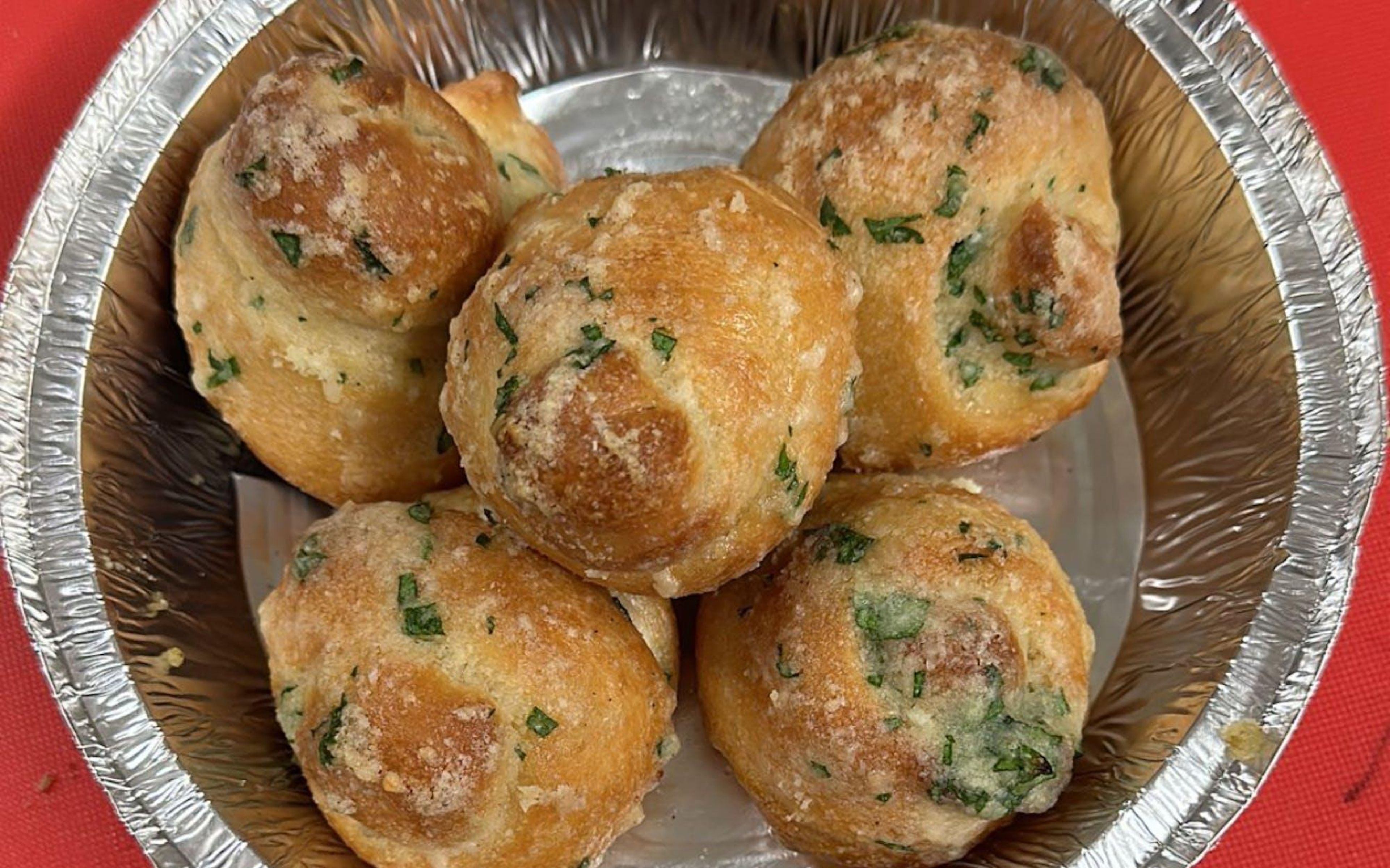Garlic knots.