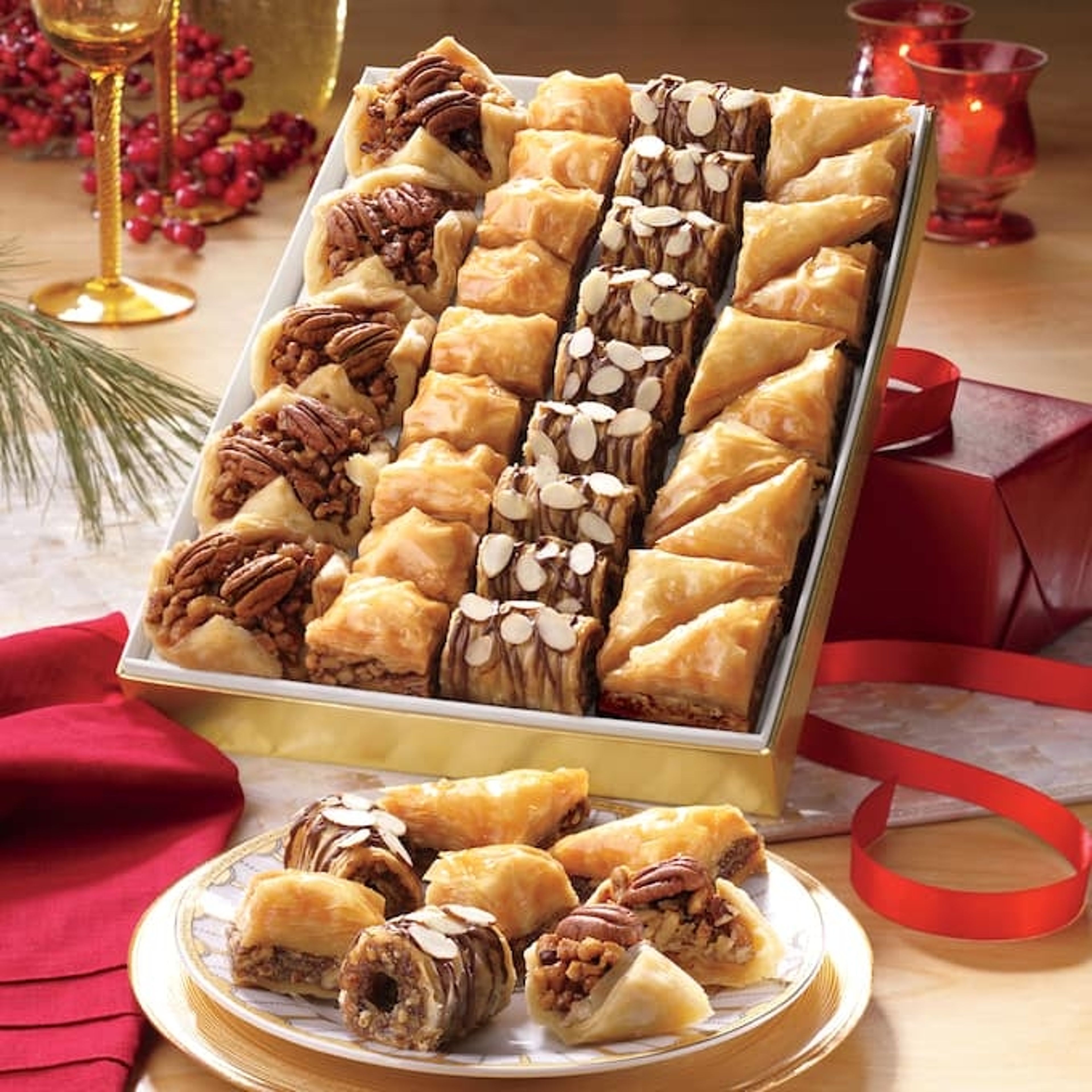 Assorted Mini Baklava Tray (Serves 18-20).