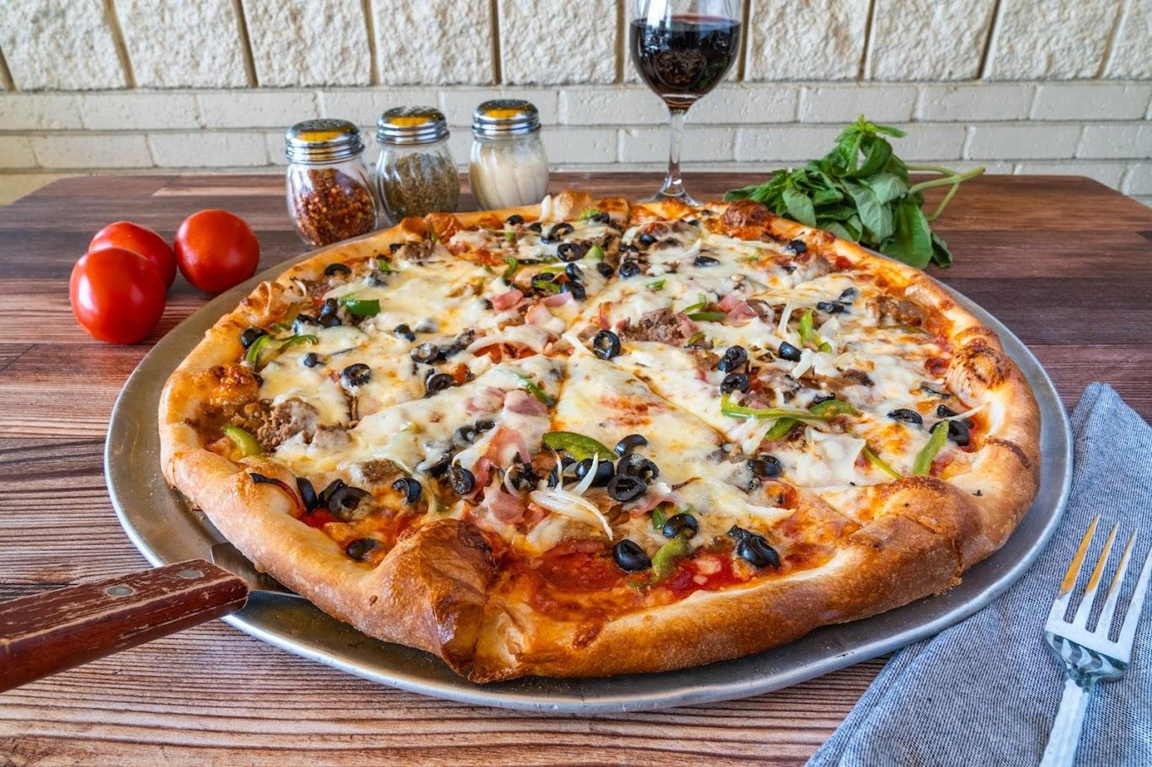 Small 12" Supreme Pizza.