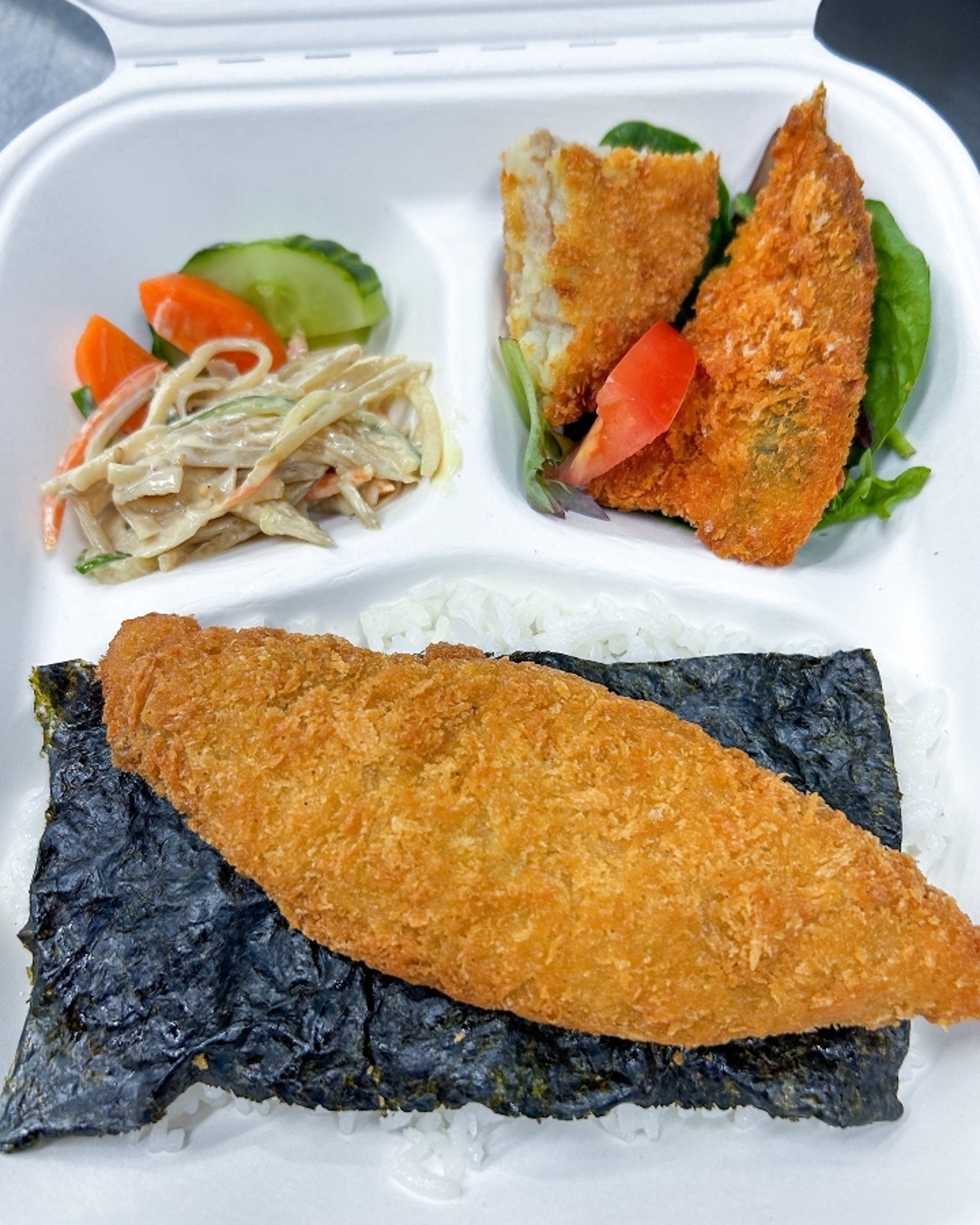 Aji Fry Set ( アジフライセット).