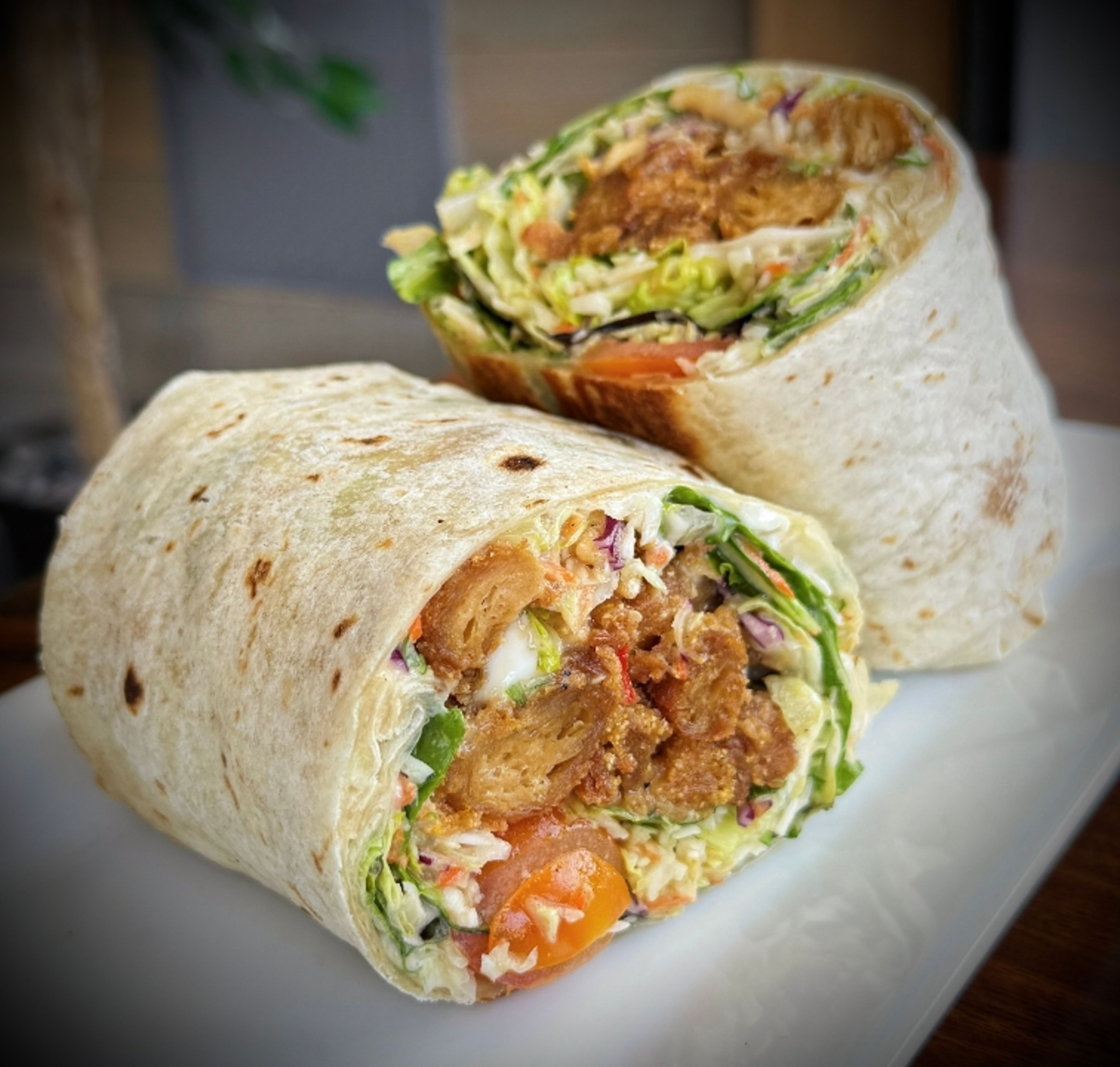 Chinese Chickun Salad Wrap.