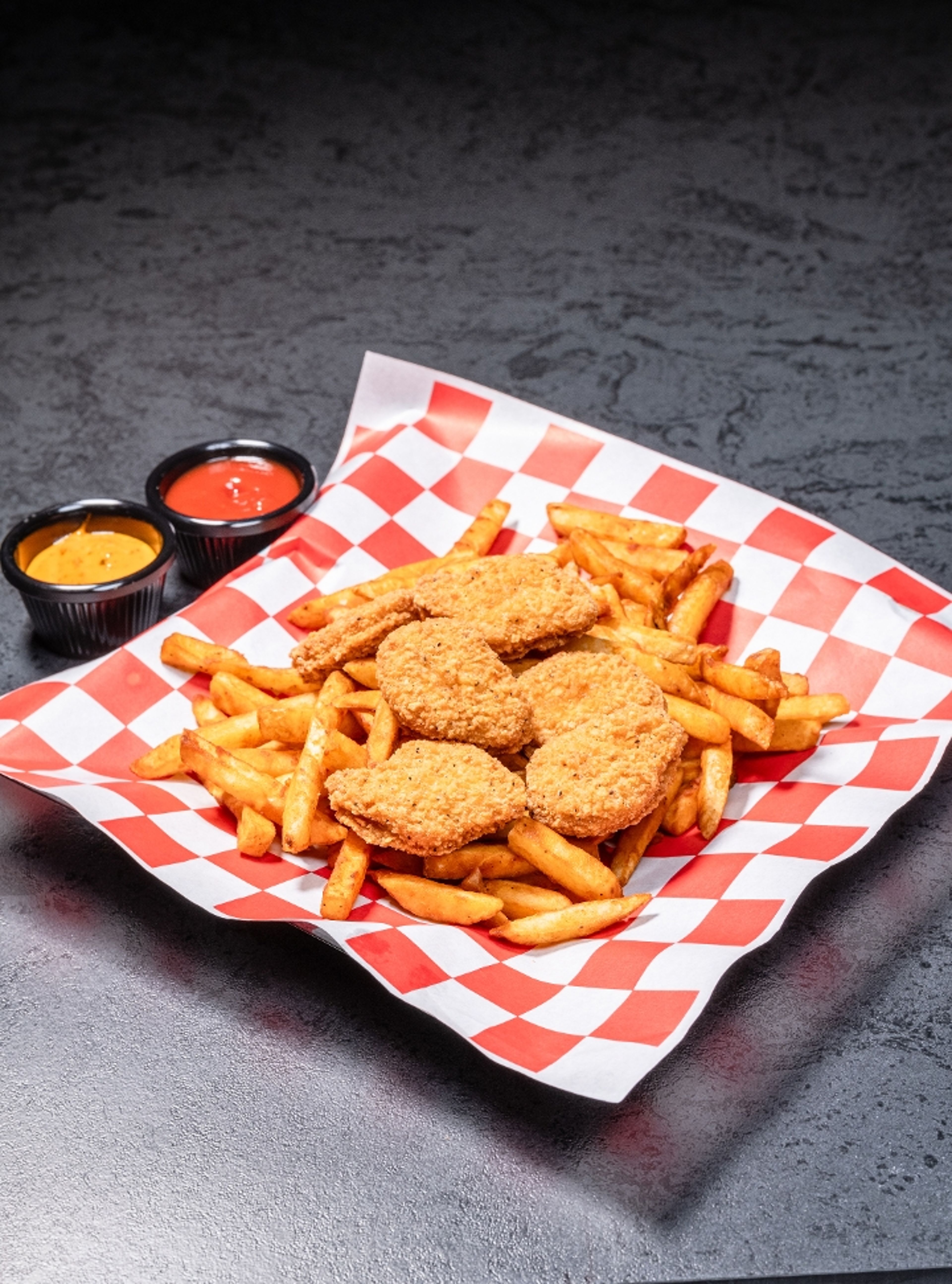 6 Pieces Nuggets with fries.