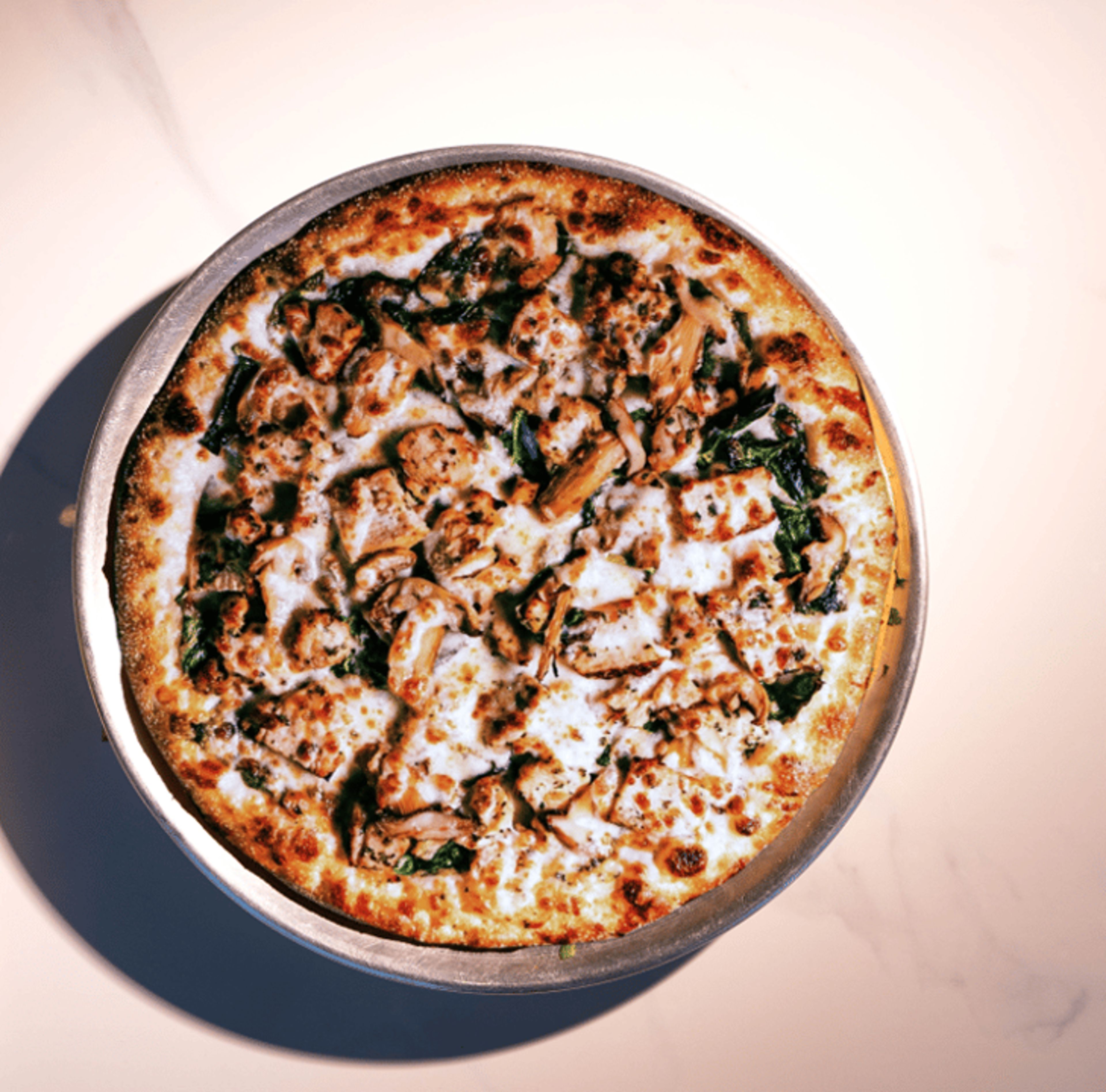 MD - Chicken Alfredo Pizza.