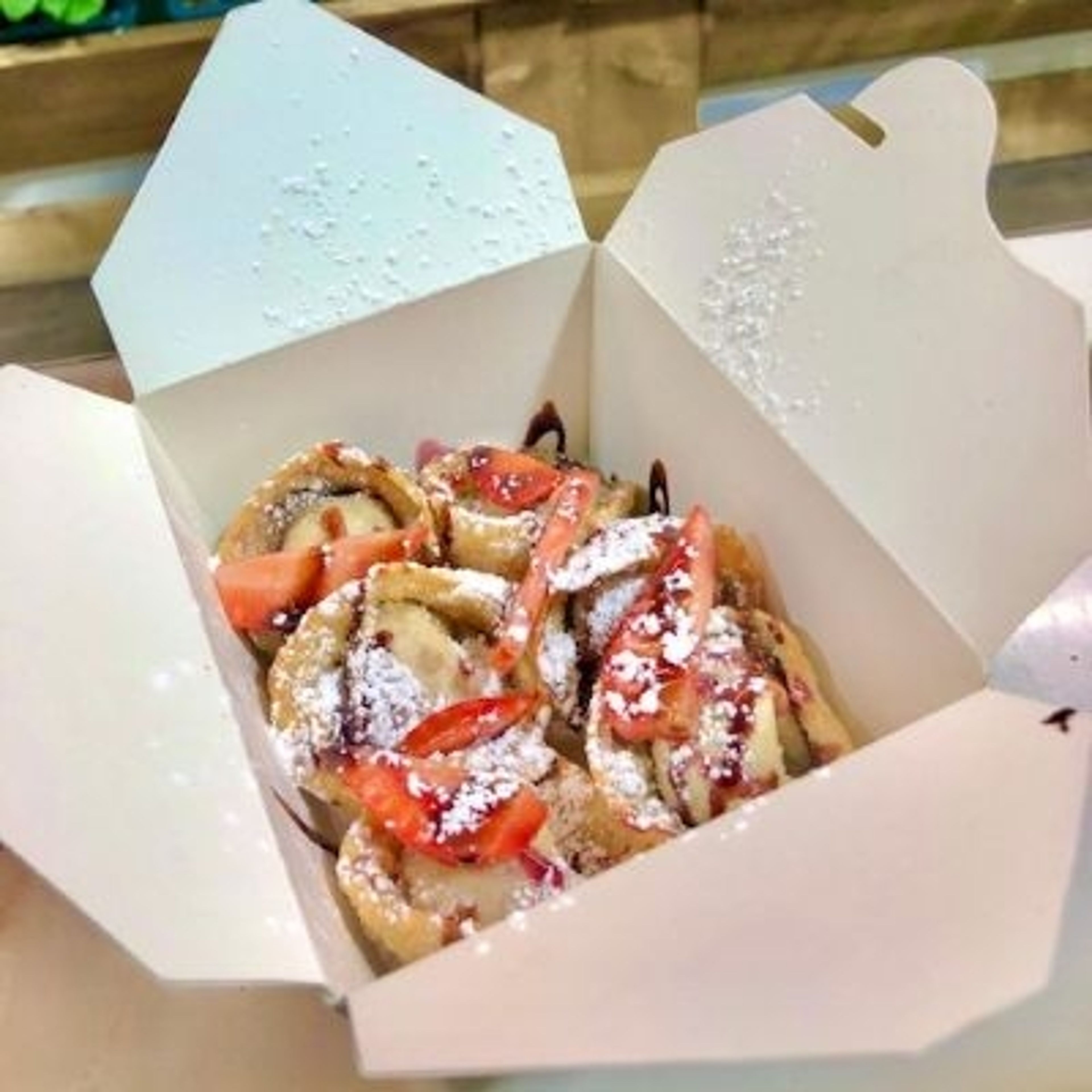 Strawberry Nutella Wonton.