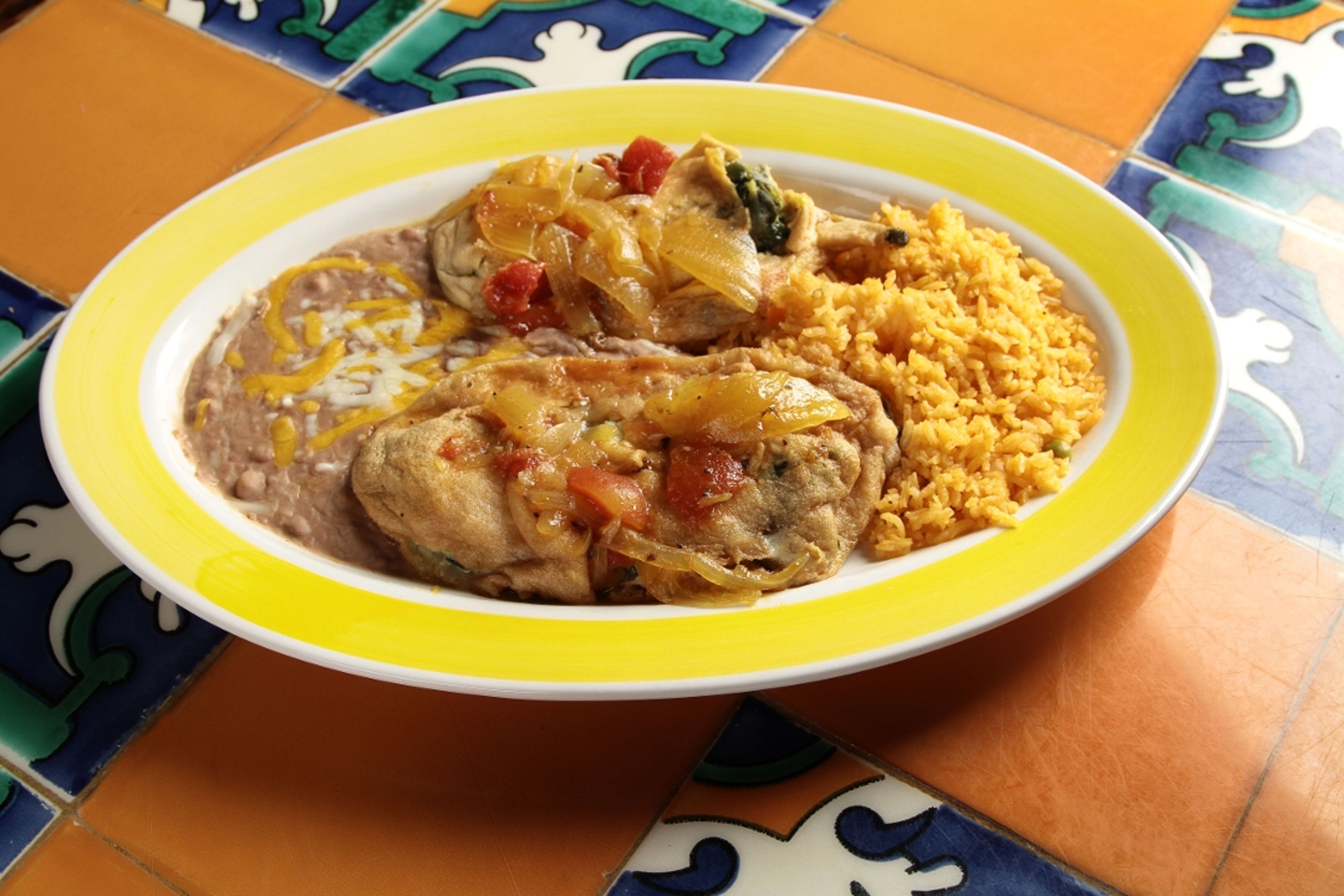 L-CHILE RELLENO ESPECIAL.