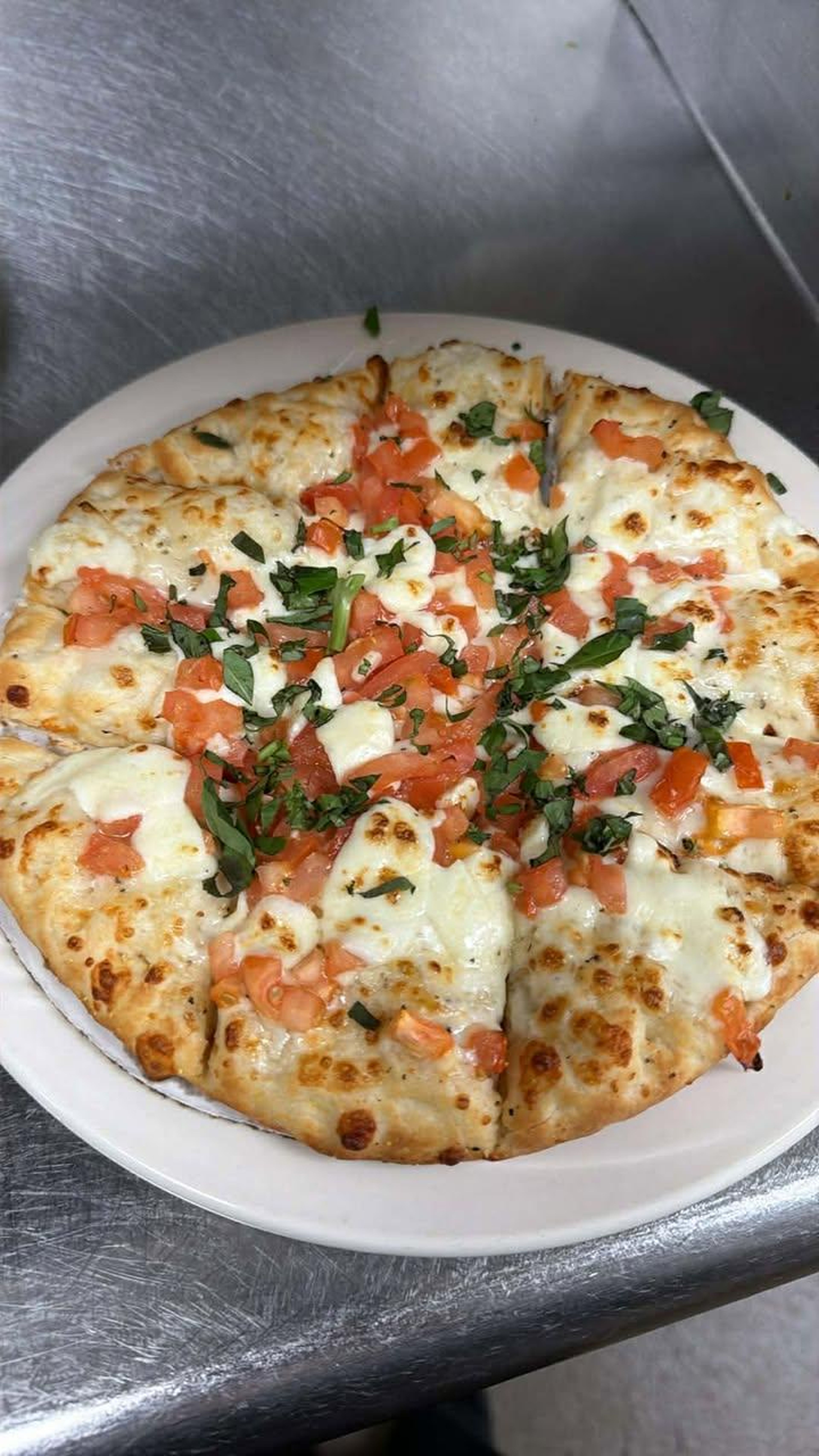 Medium Margherita Pizza.