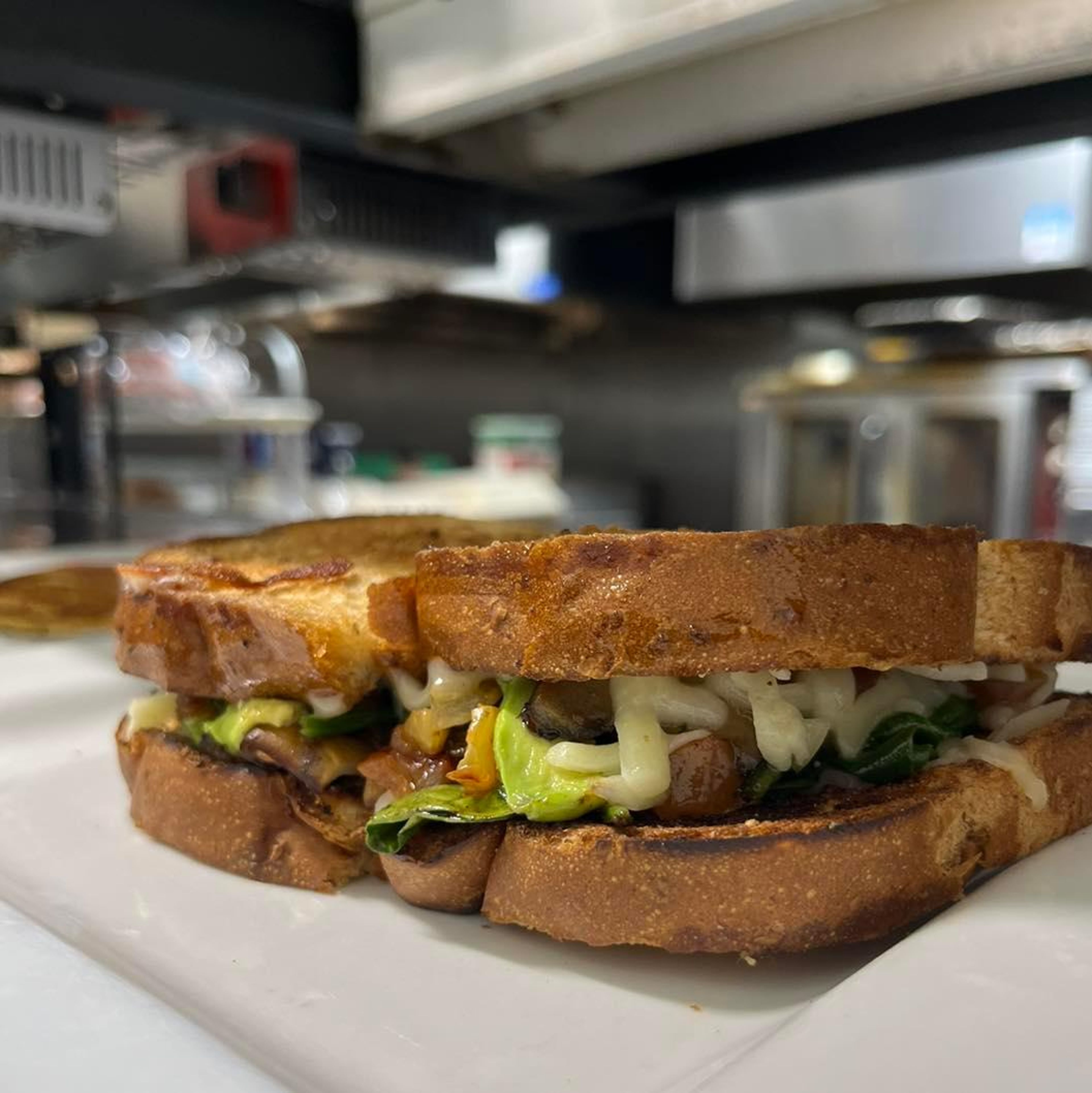 Veggie Sandwich (GF*, V*).