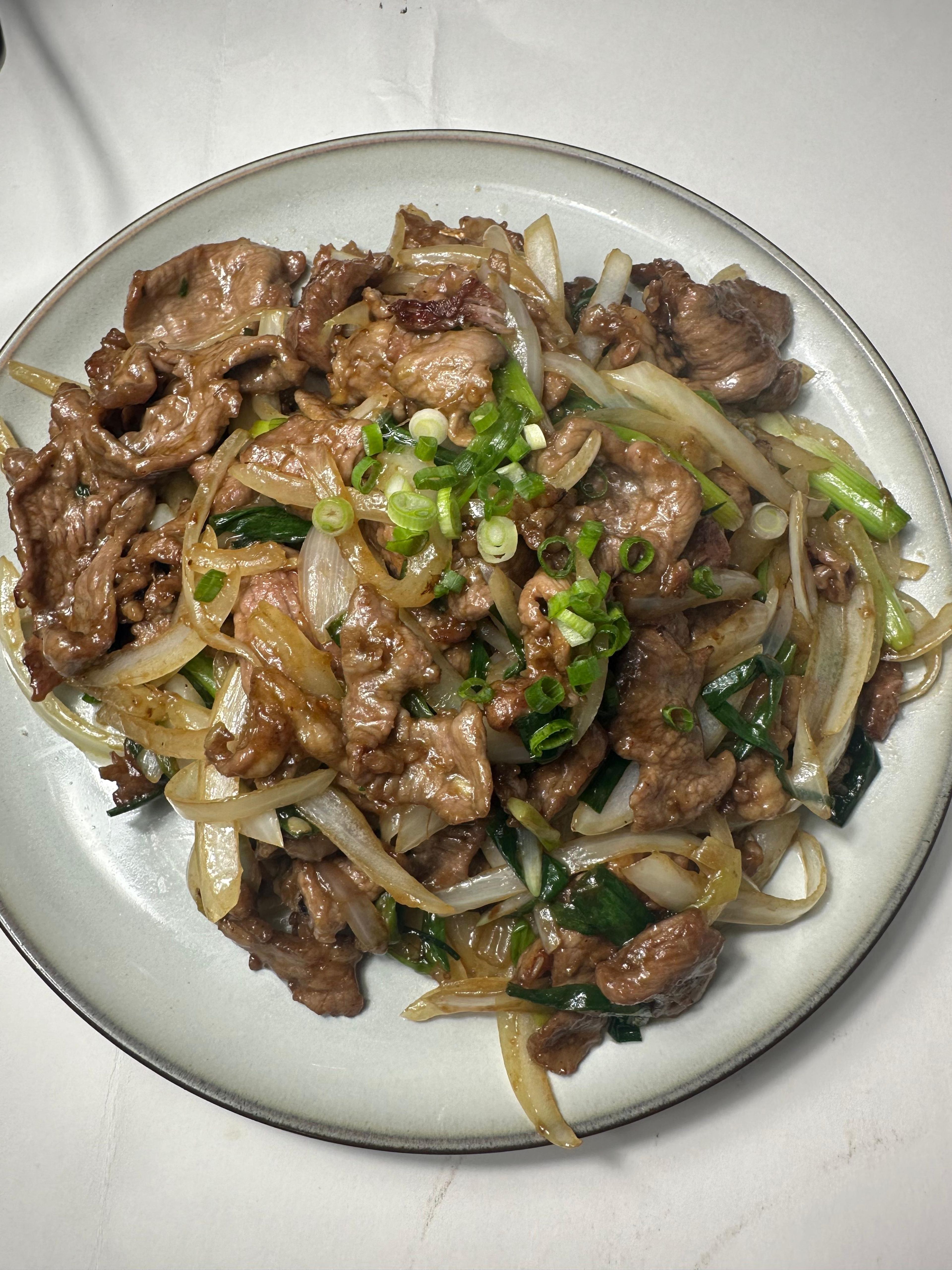 Scallion Lamb 葱爆羊肉.