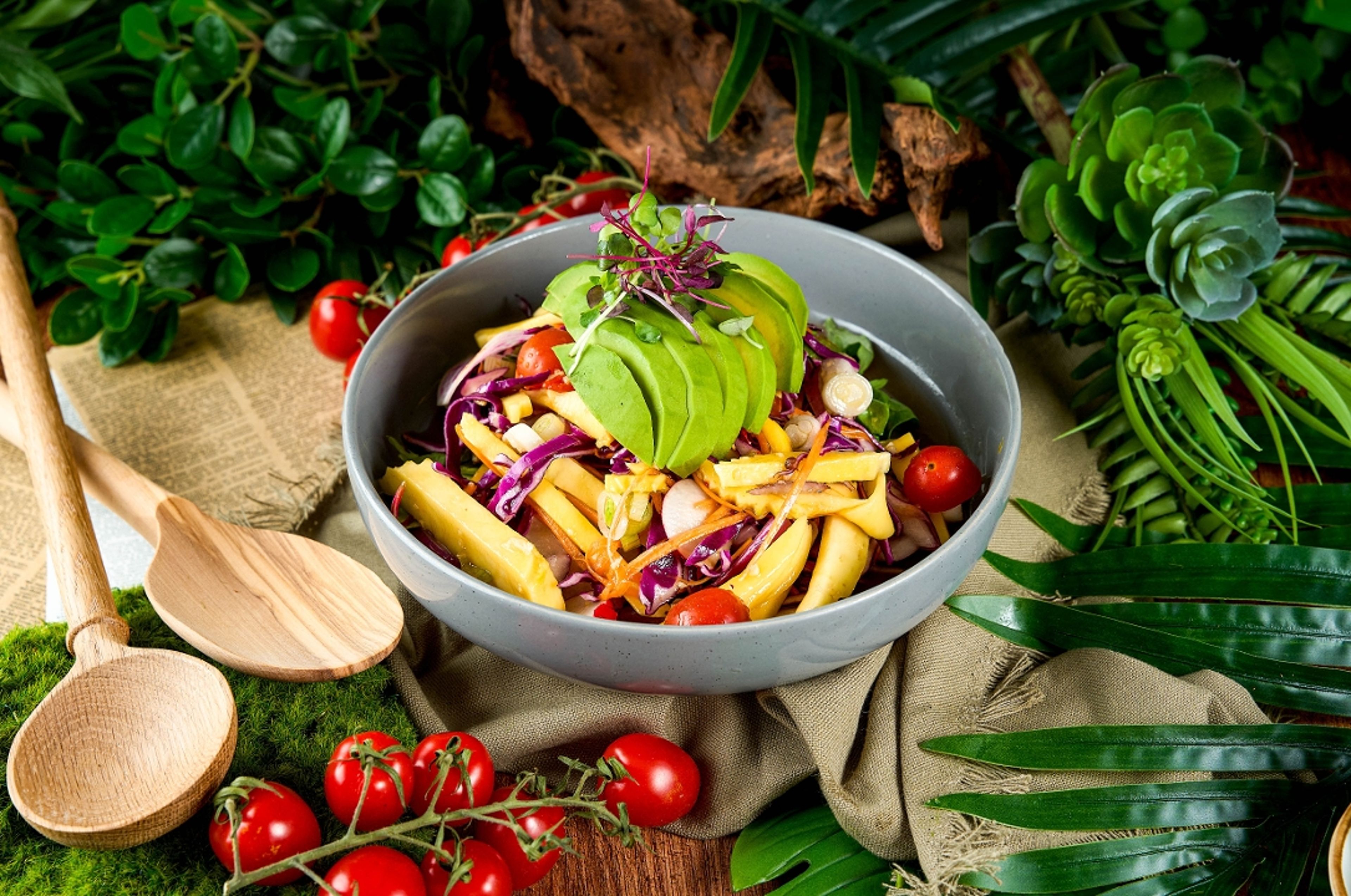 Mango Avocado Salad (GF)(N) S 6 Serving.