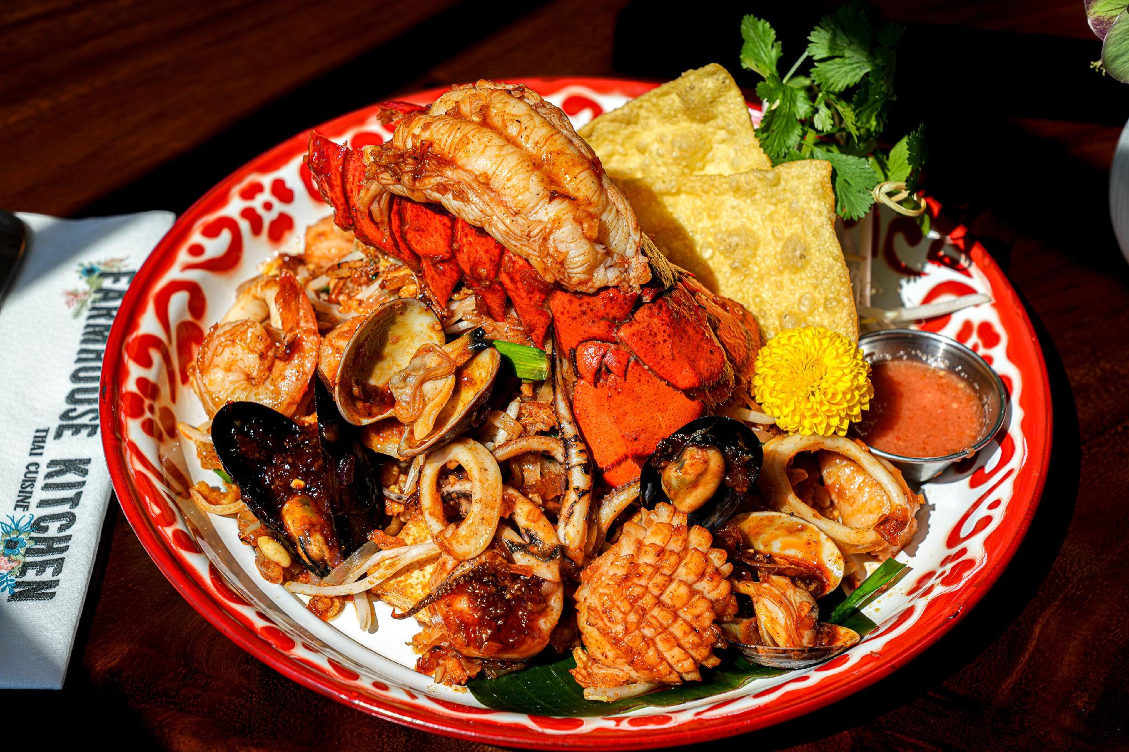 1/2 Lobster Pacific Pad Thai.