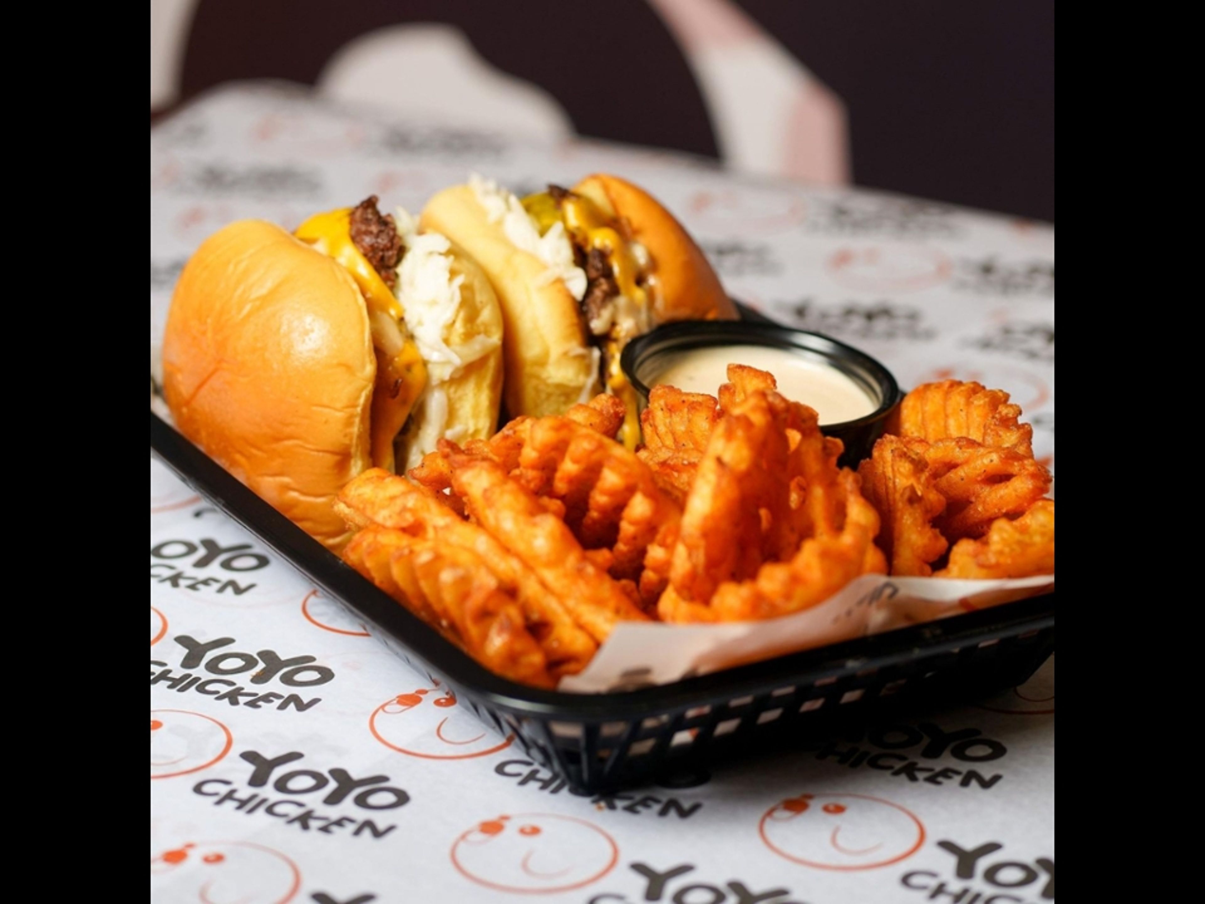 YoYo Burger Plate.